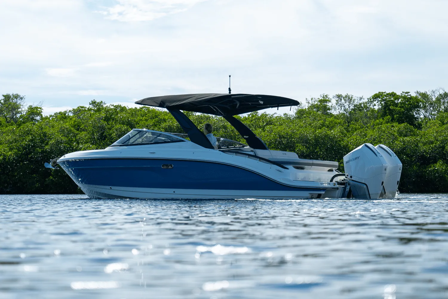 2026 Sea Ray SLX 280 Outboard Image Thumbnail #27