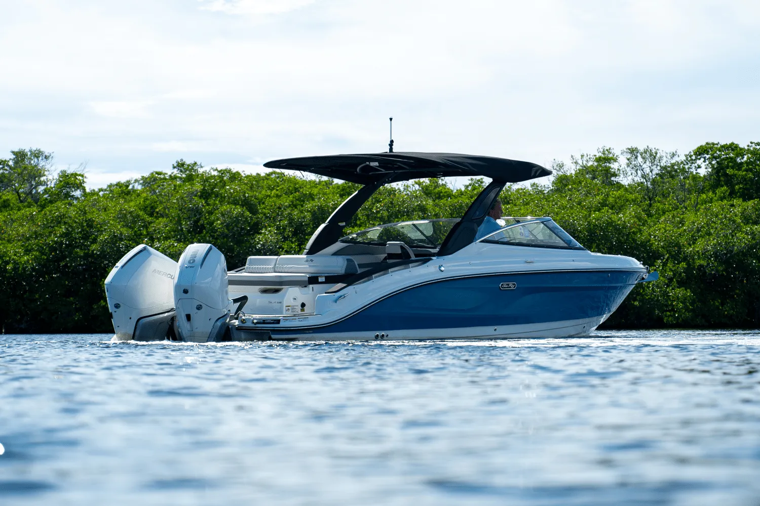 2026 Sea Ray SLX 280 Outboard Image Thumbnail #1