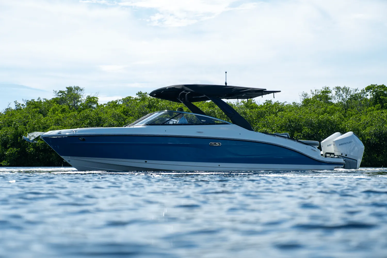 2026 Sea Ray SLX 280 Outboard Image Thumbnail #38