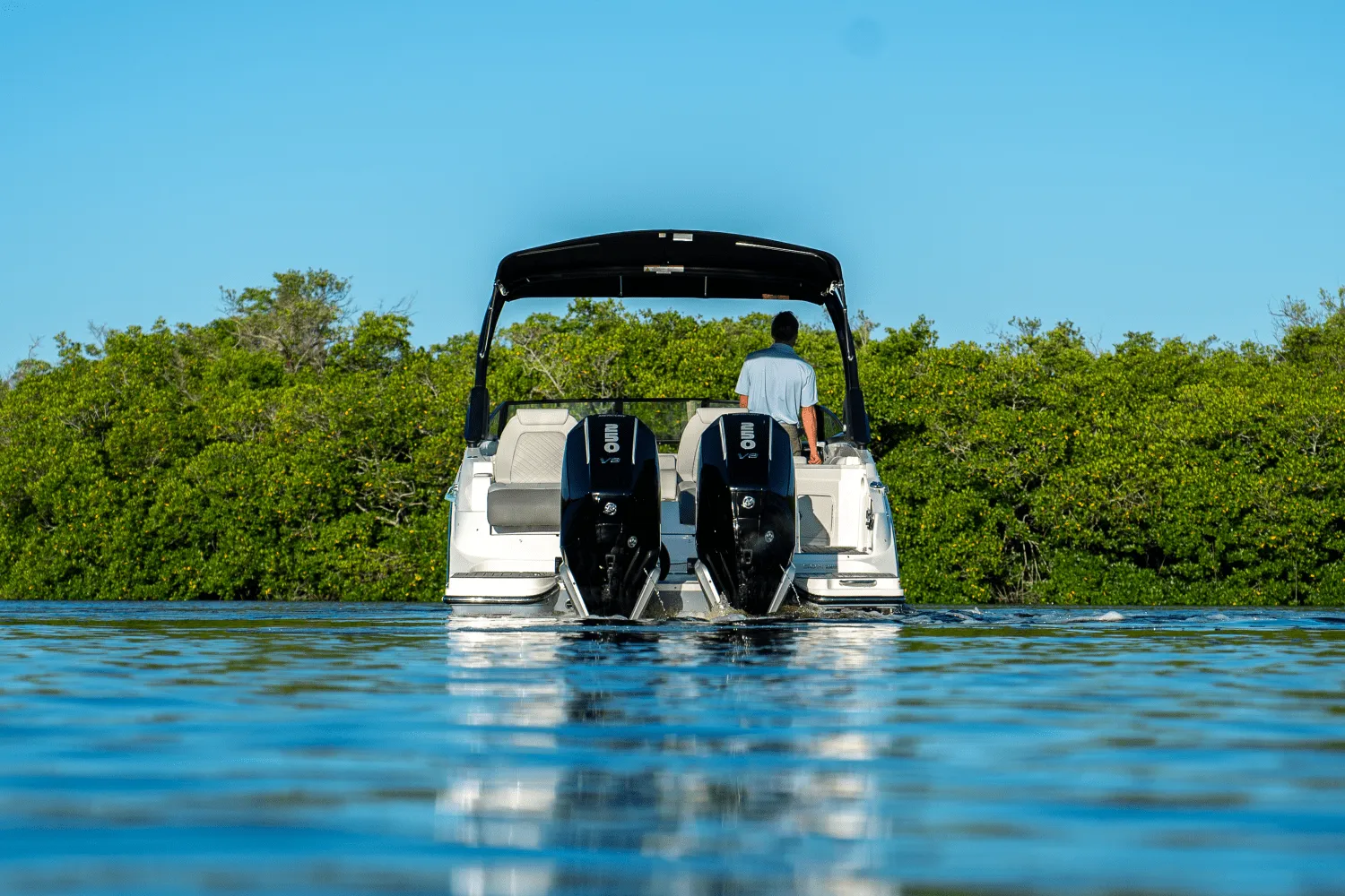 2026 Sea Ray SDX 290 Outboard Image Thumbnail #44