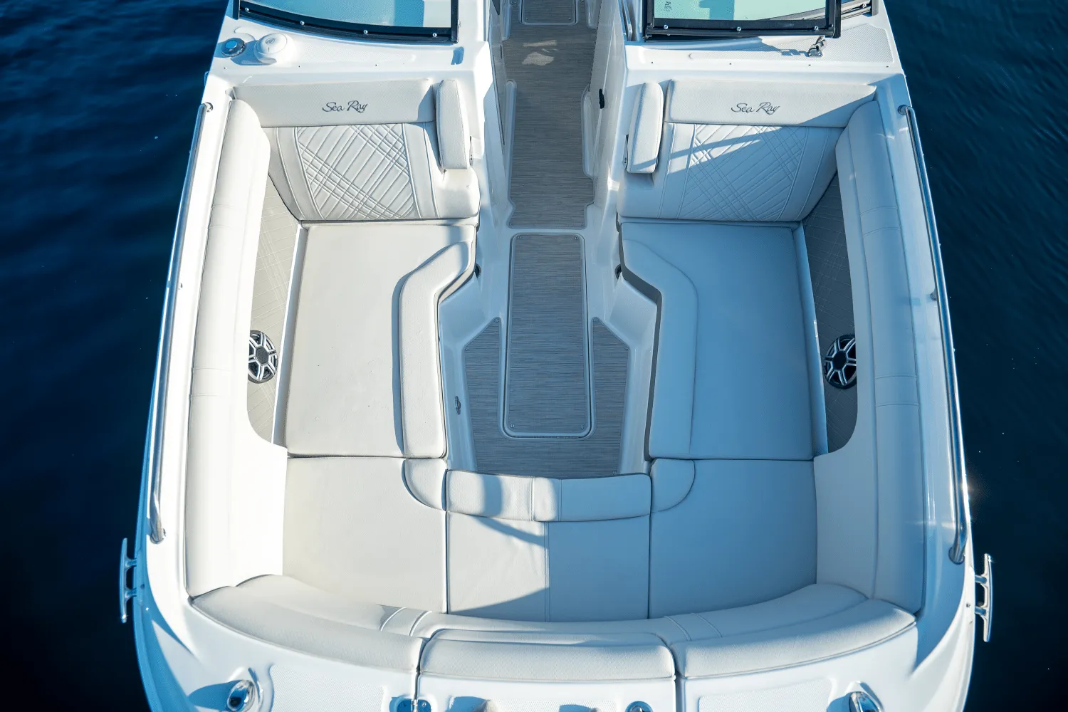 2026 Sea Ray SDX 290 Outboard Image Thumbnail #21