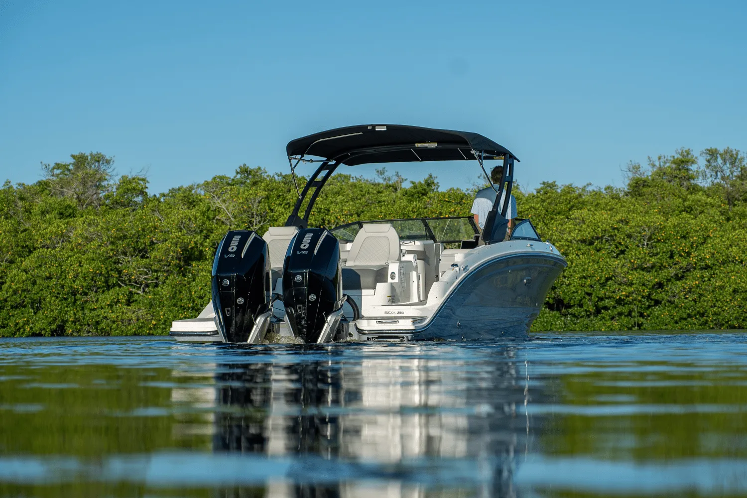 2026 Sea Ray SDX 290 Outboard Image Thumbnail #27