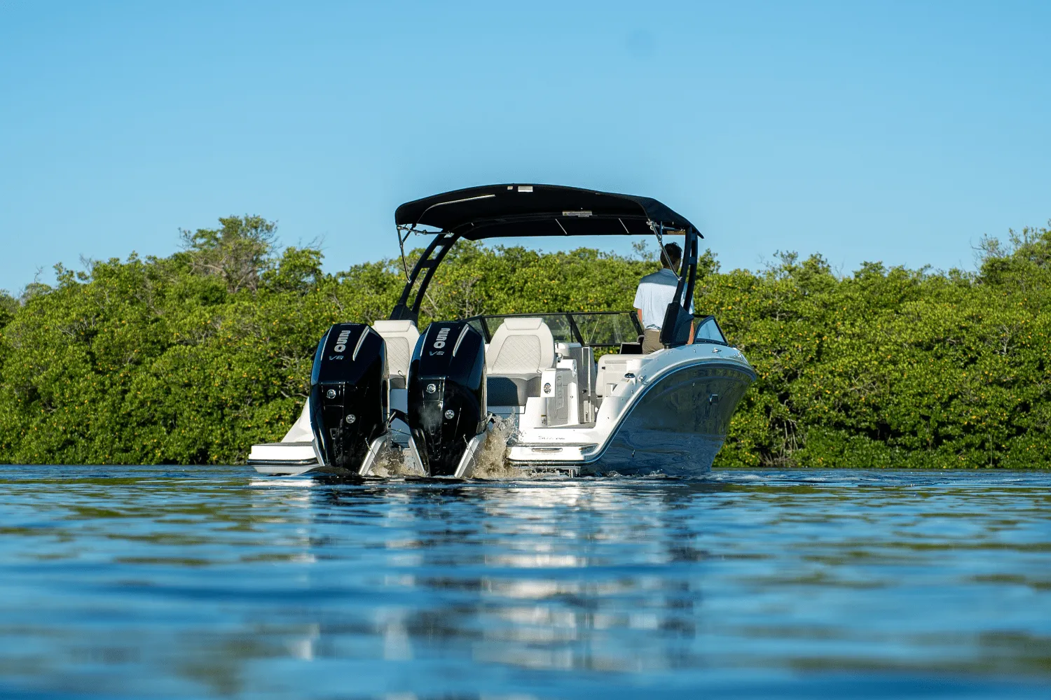 2026 Sea Ray SDX 290 Outboard Image Thumbnail #45