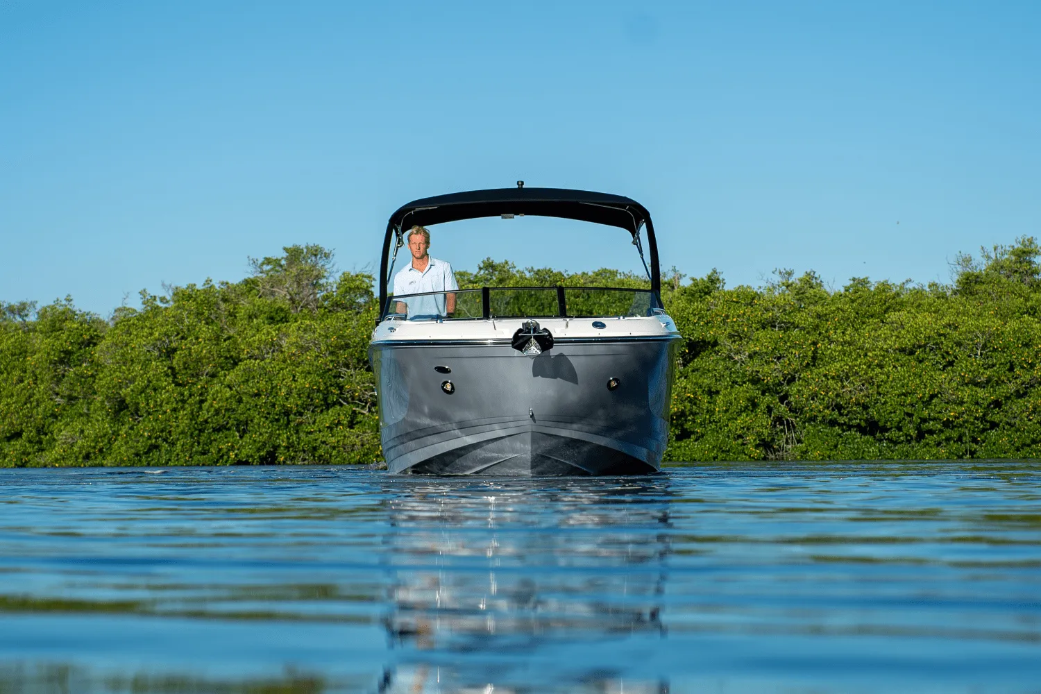 2026 Sea Ray SDX 290 Outboard Image Thumbnail #34