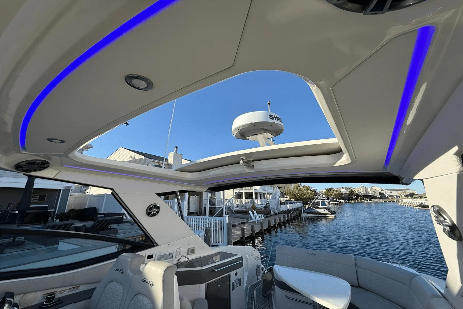 2021 Sea Ray 320 SUNDANCER Image Thumbnail #23