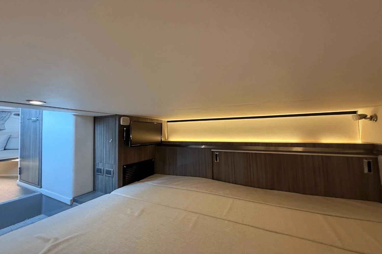 2021 Sea Ray 320 SUNDANCER Image Thumbnail #58