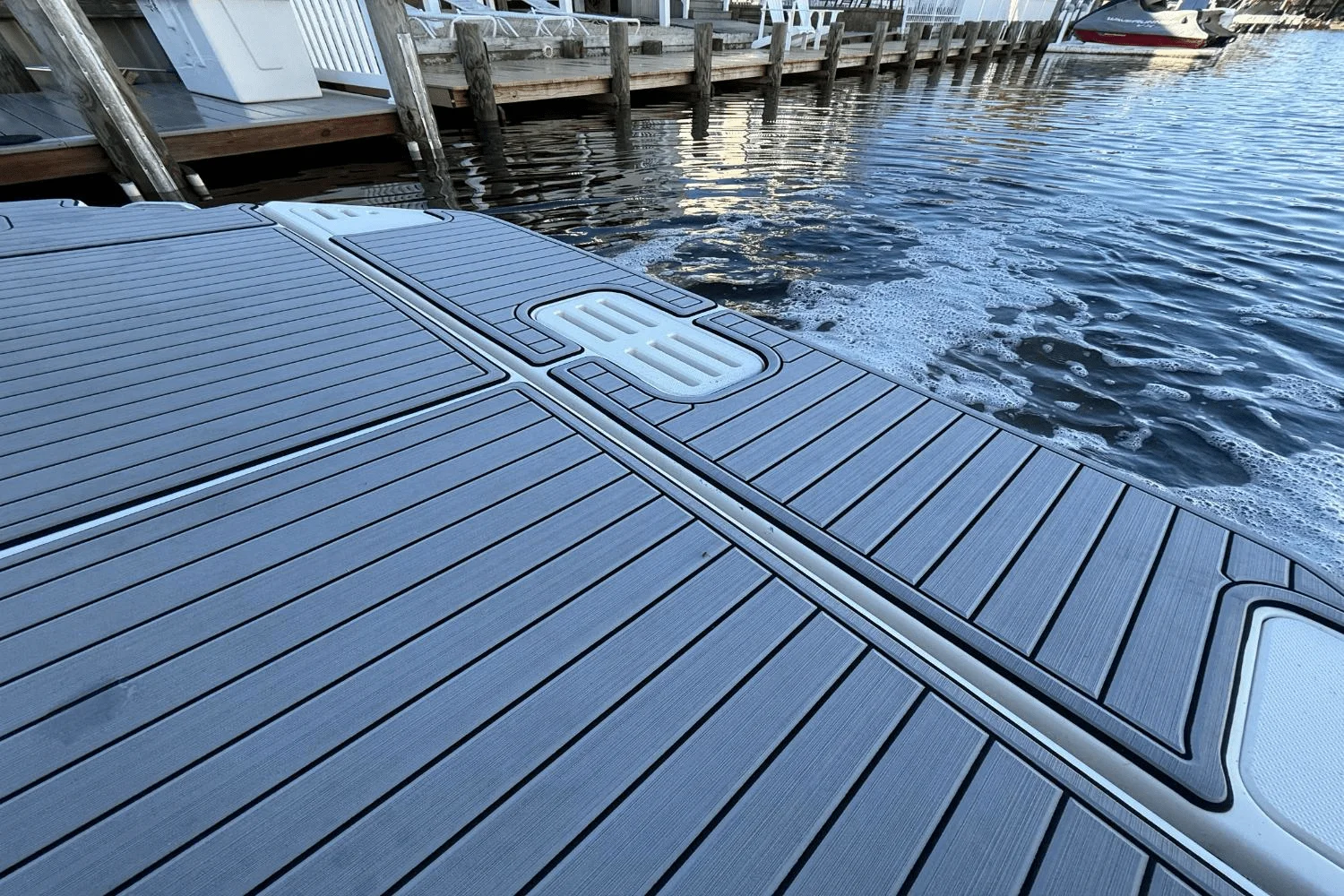 2021 Sea Ray 320 SUNDANCER Image Thumbnail #7