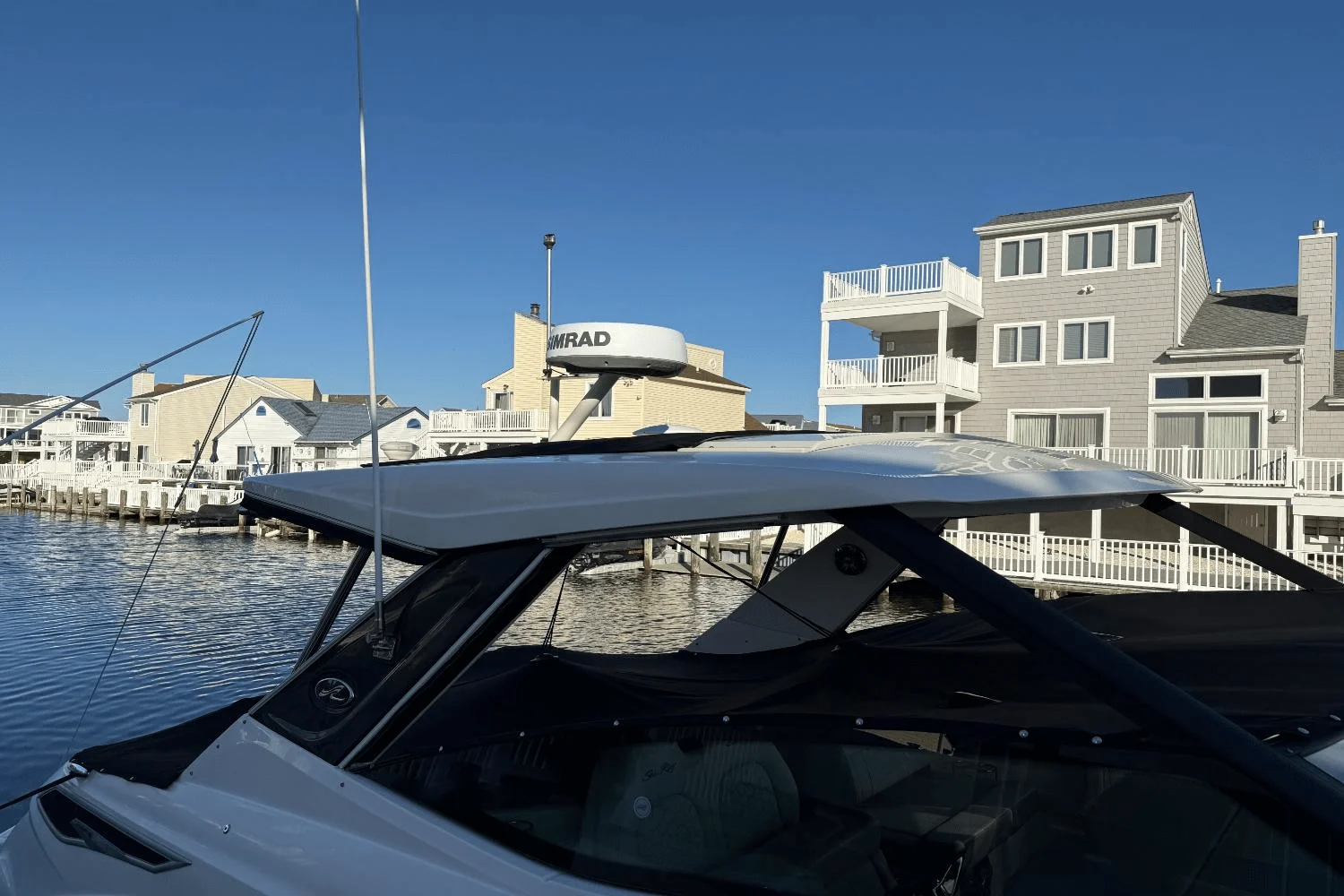 2021 Sea Ray 320 SUNDANCER Image Thumbnail #5