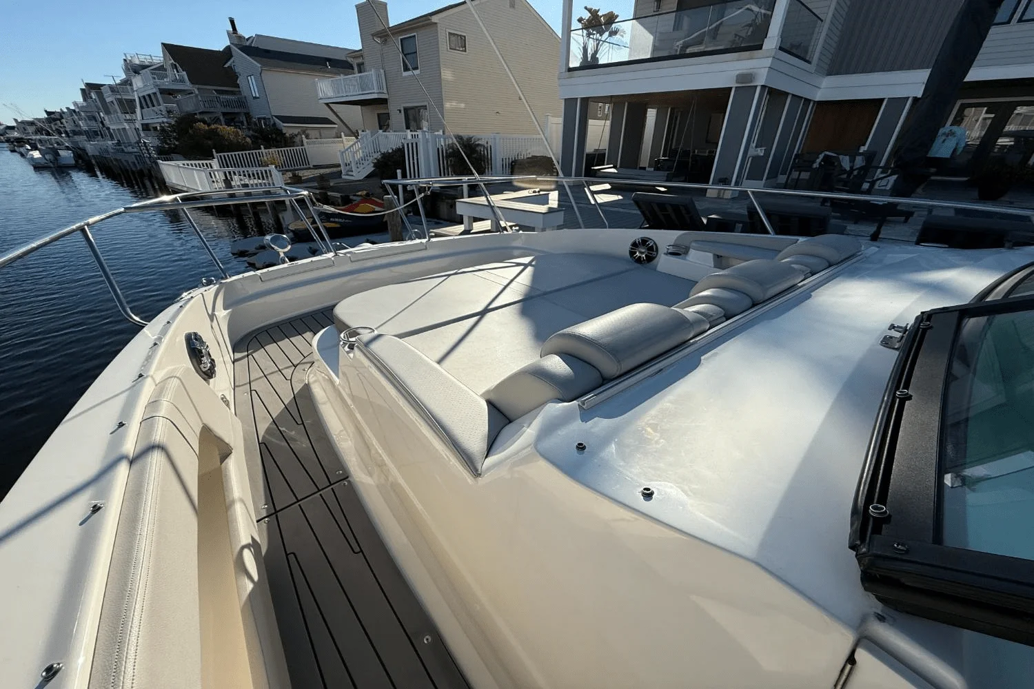 2021 Sea Ray 320 SUNDANCER Image Thumbnail #63