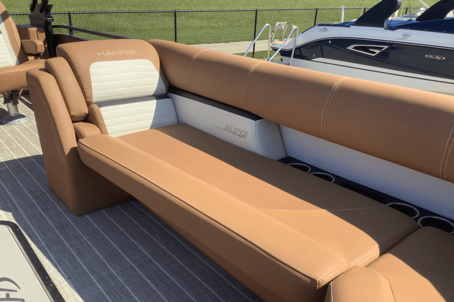 2023 Harris 250 SOLSTICE Image Thumbnail #19