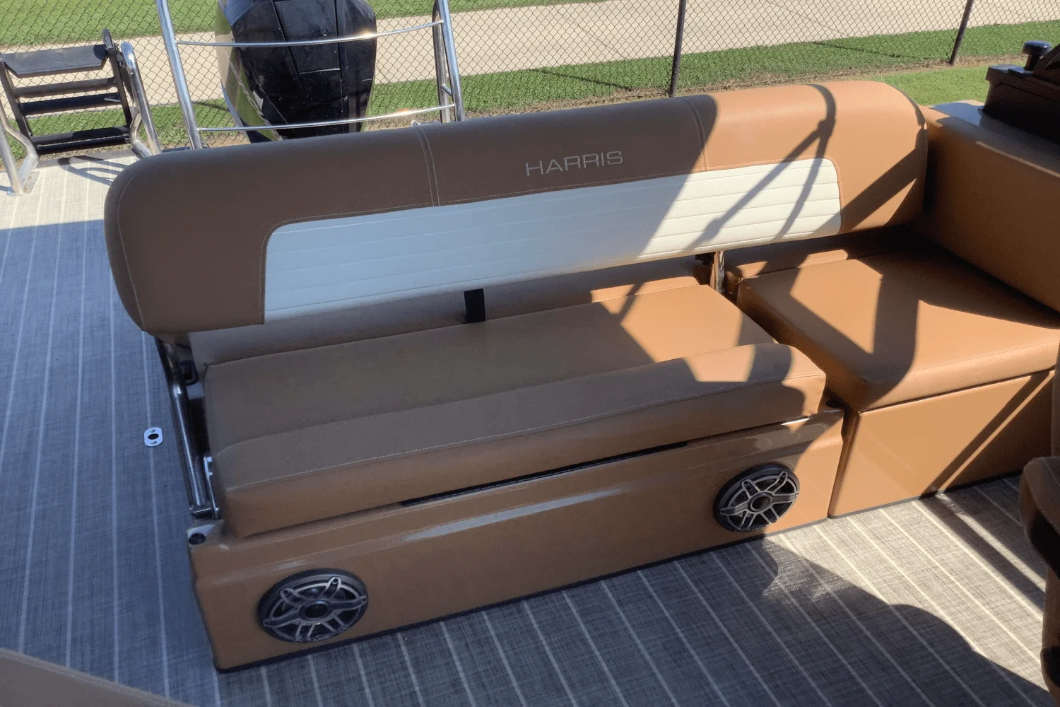 2023 Harris 250 SOLSTICE Image Thumbnail #7