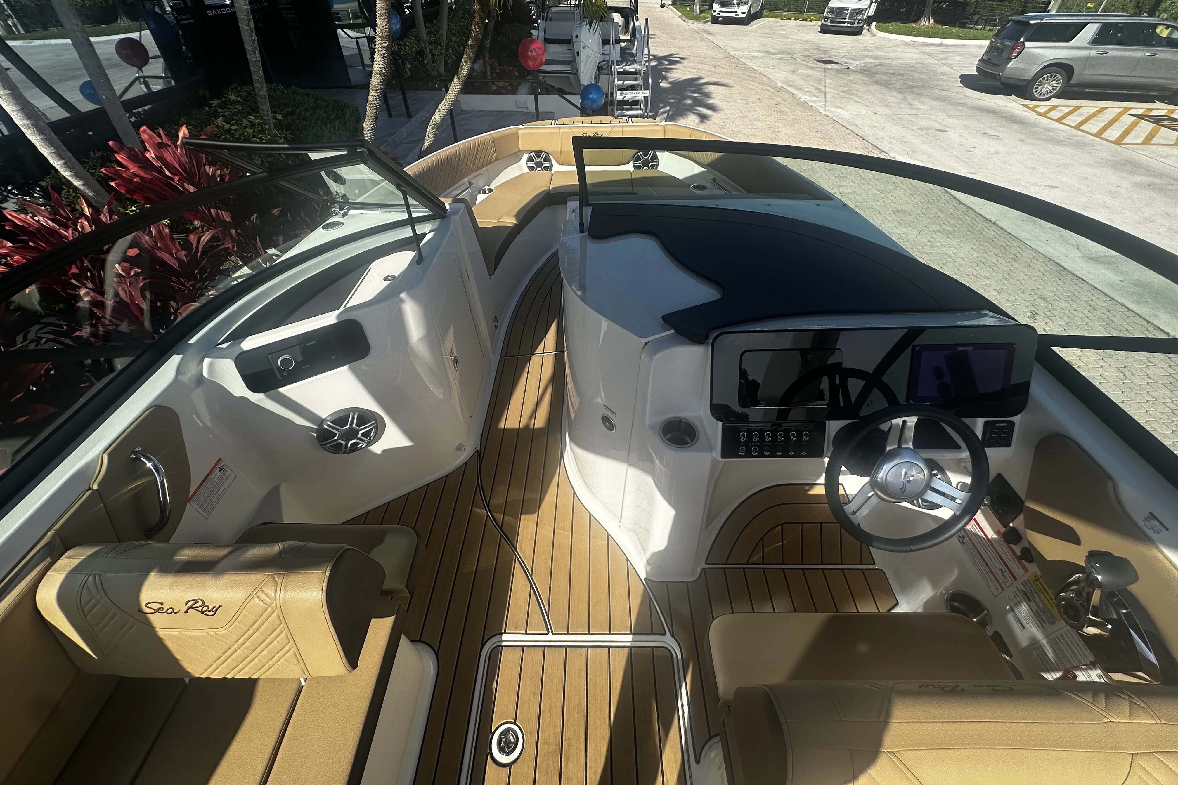 2026 Sea Ray SDX 230 Outboard Image Thumbnail #19