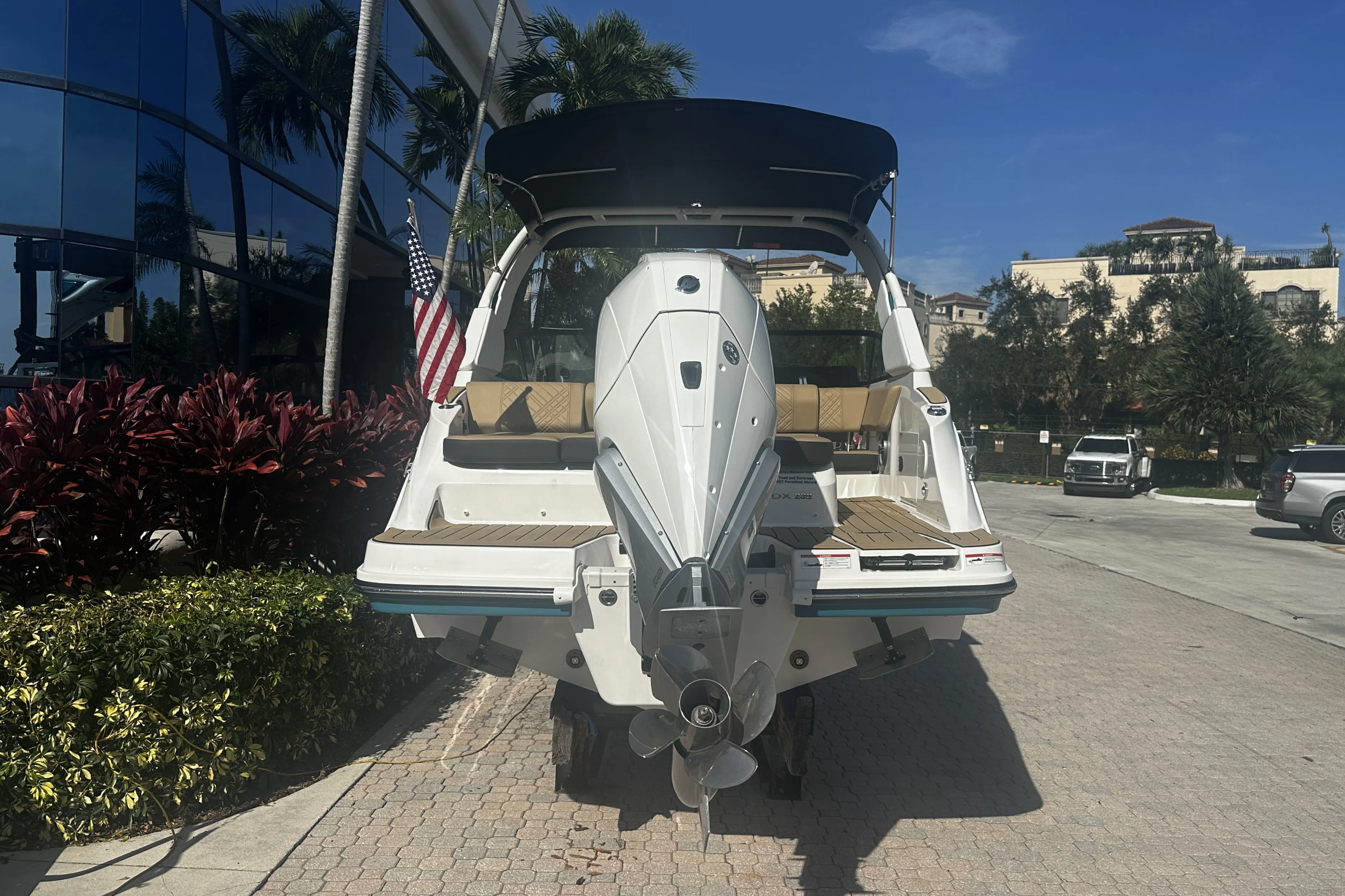 2026 Sea Ray SDX 230 Outboard Image Thumbnail #3