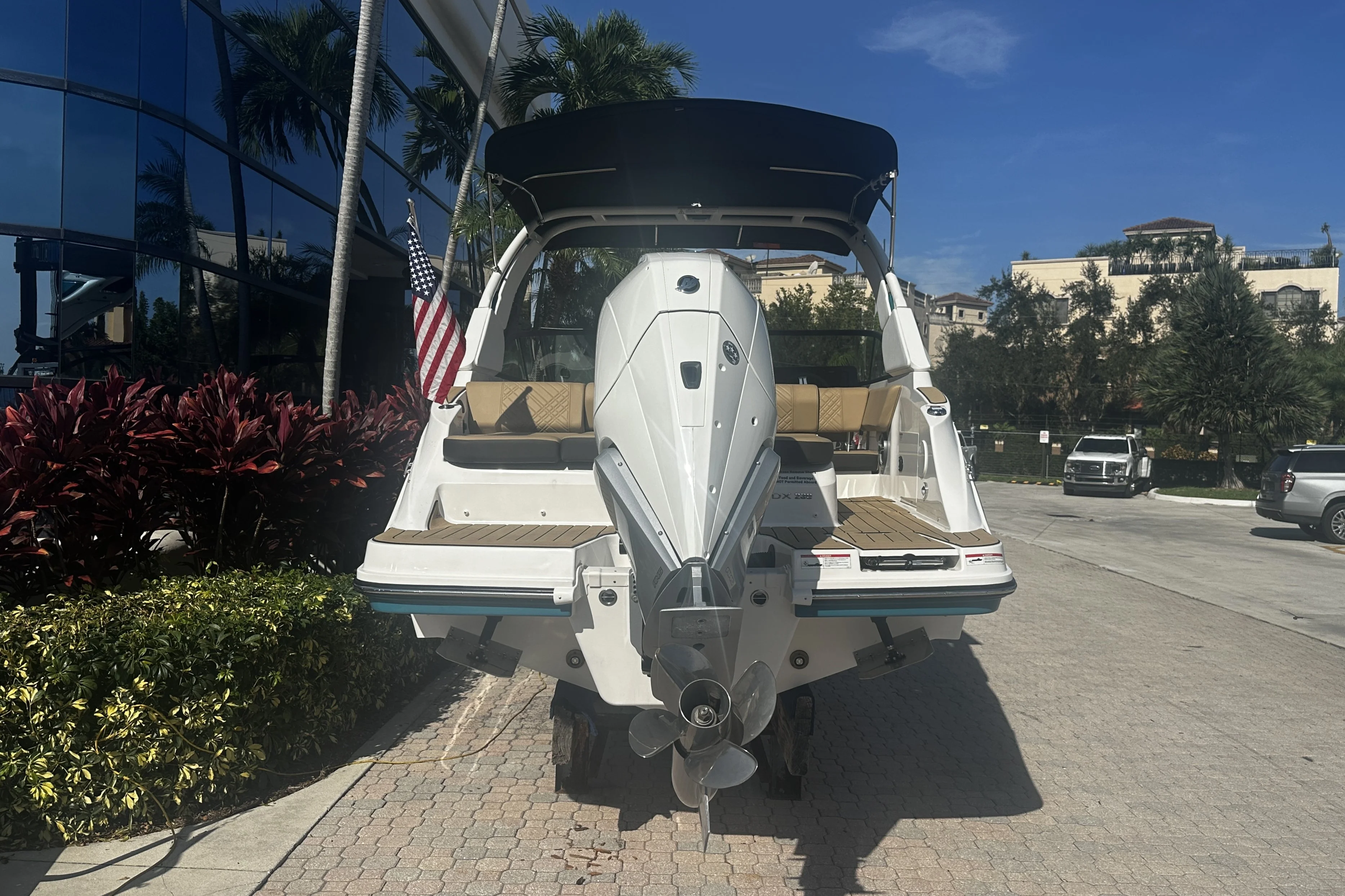 2026 Sea Ray SDX 230 Outboard Image Thumbnail #3