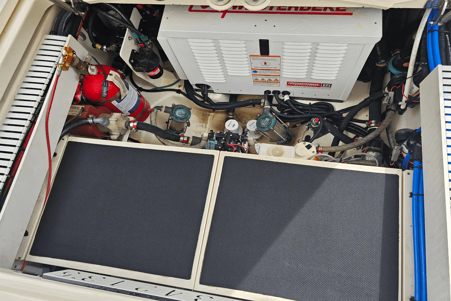 2020 Boston Whaler 350 REALM Image Thumbnail #61