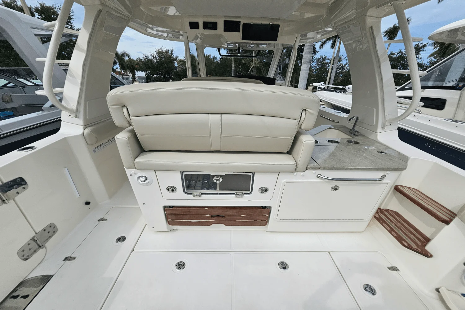2020 Boston Whaler 350 REALM Image Thumbnail #25