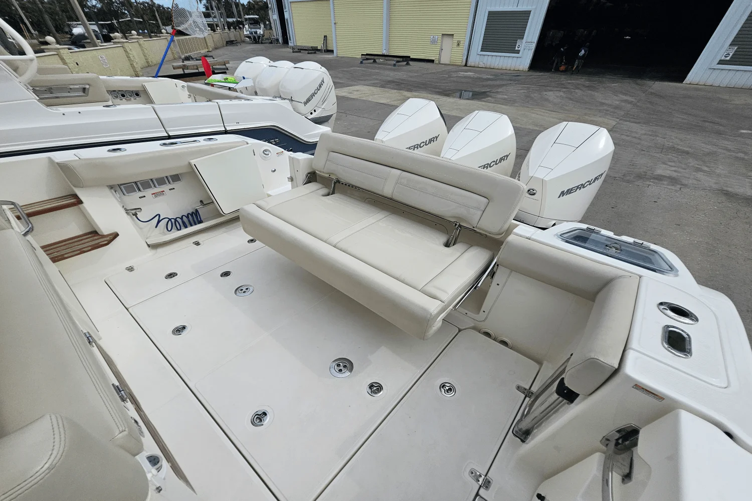 2020 Boston Whaler 350 REALM Image Thumbnail #21