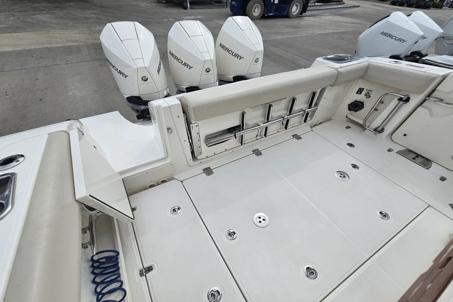 2020 Boston Whaler 350 REALM Image Thumbnail #19