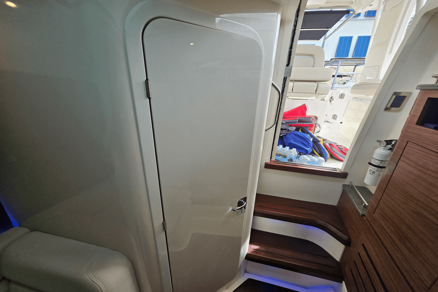 2020 Boston Whaler 350 REALM Image Thumbnail #81