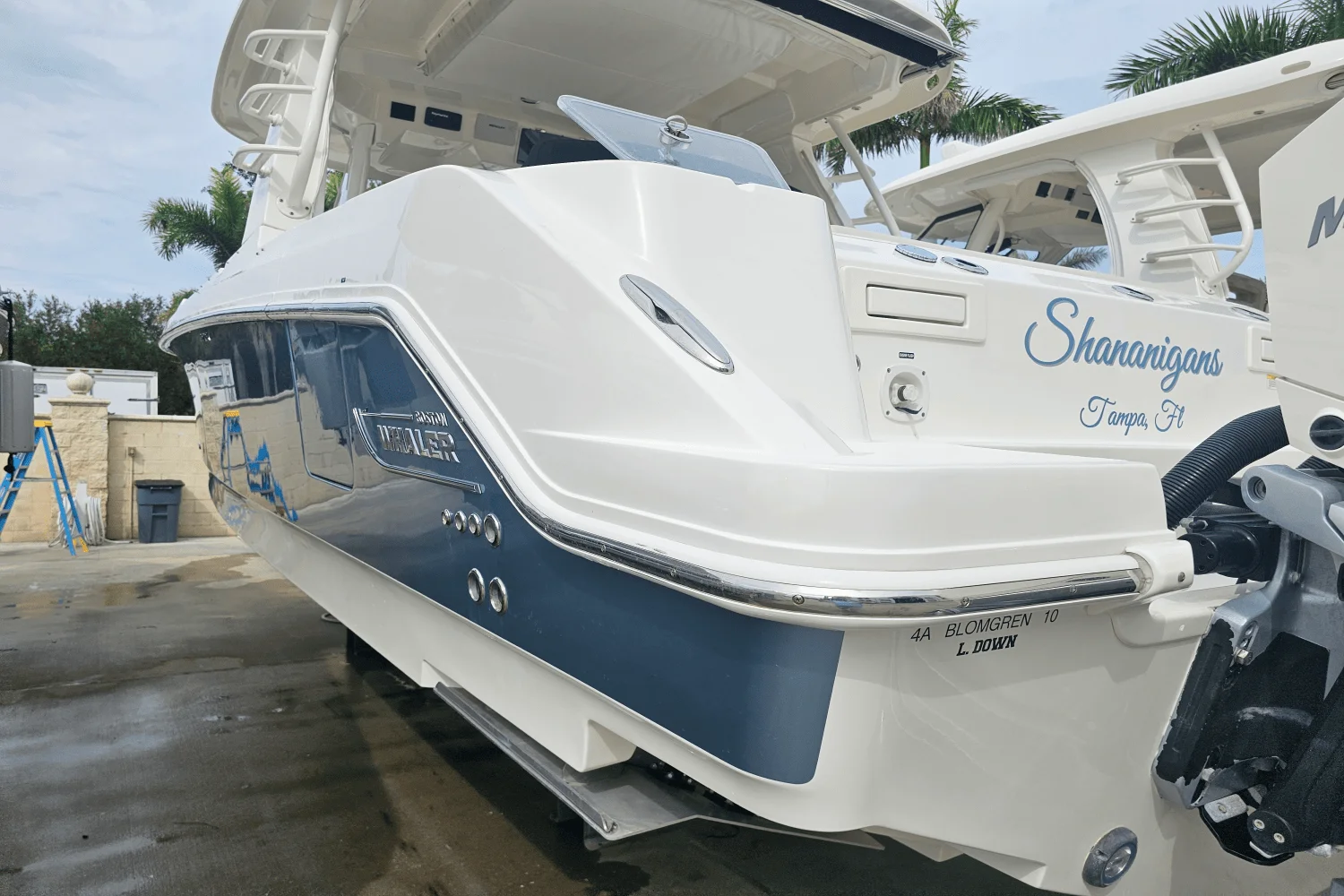 2020 Boston Whaler 350 REALM Image Thumbnail #11