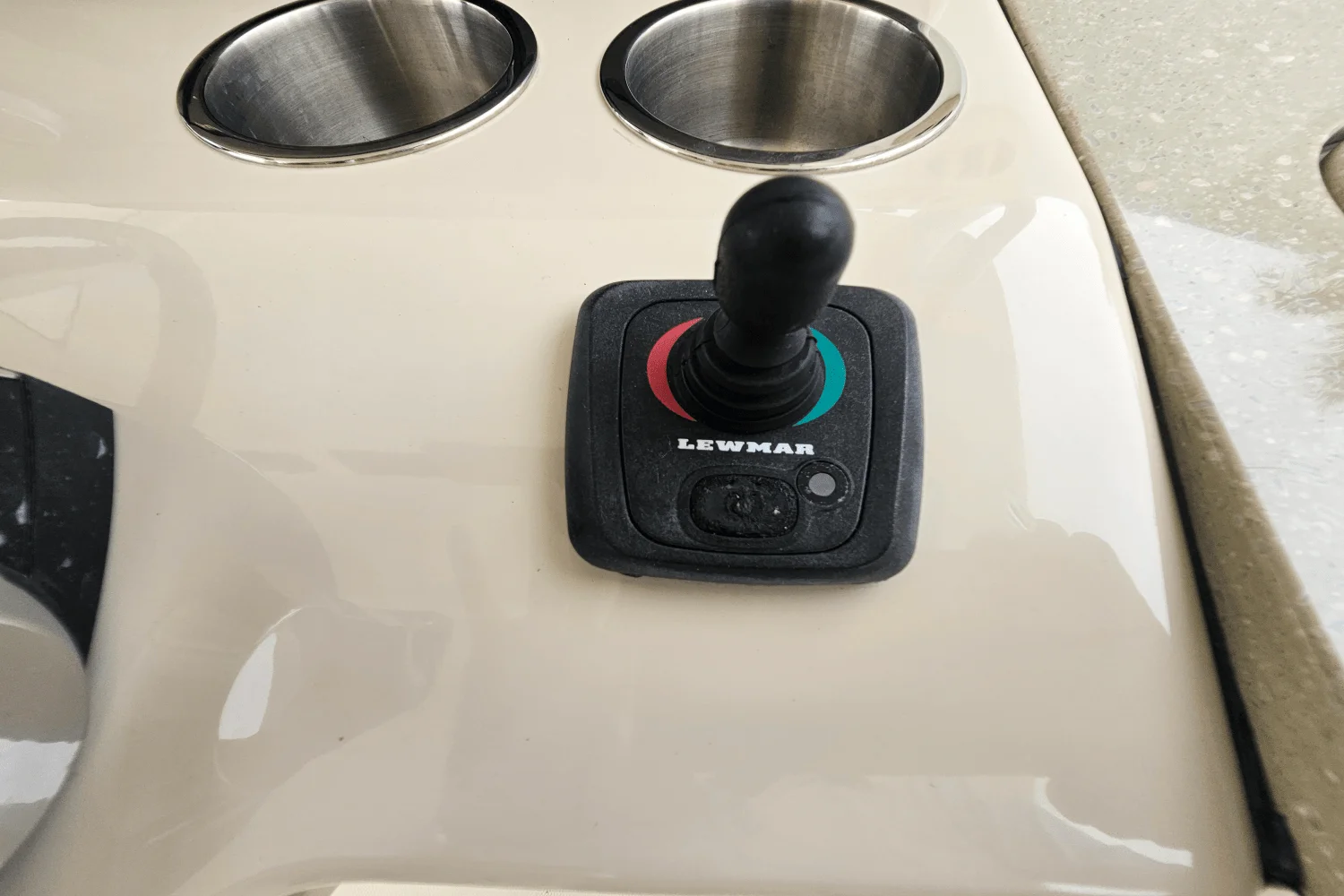 2020 Boston Whaler 350 REALM Image Thumbnail #46