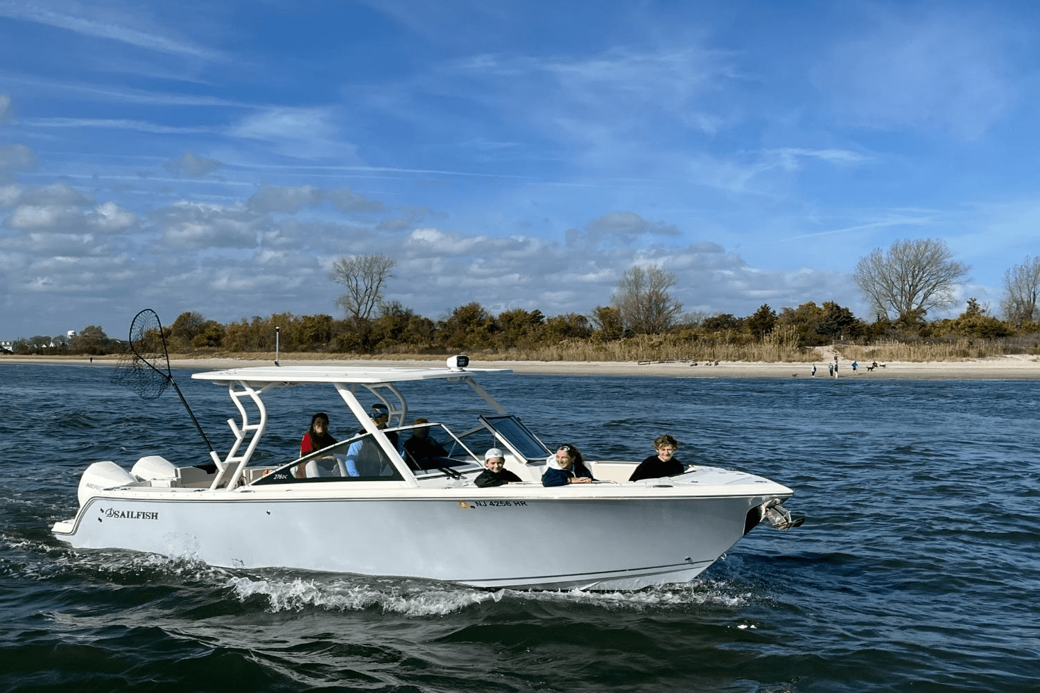 2021 Sailfish 276 DC Image Thumbnail #1