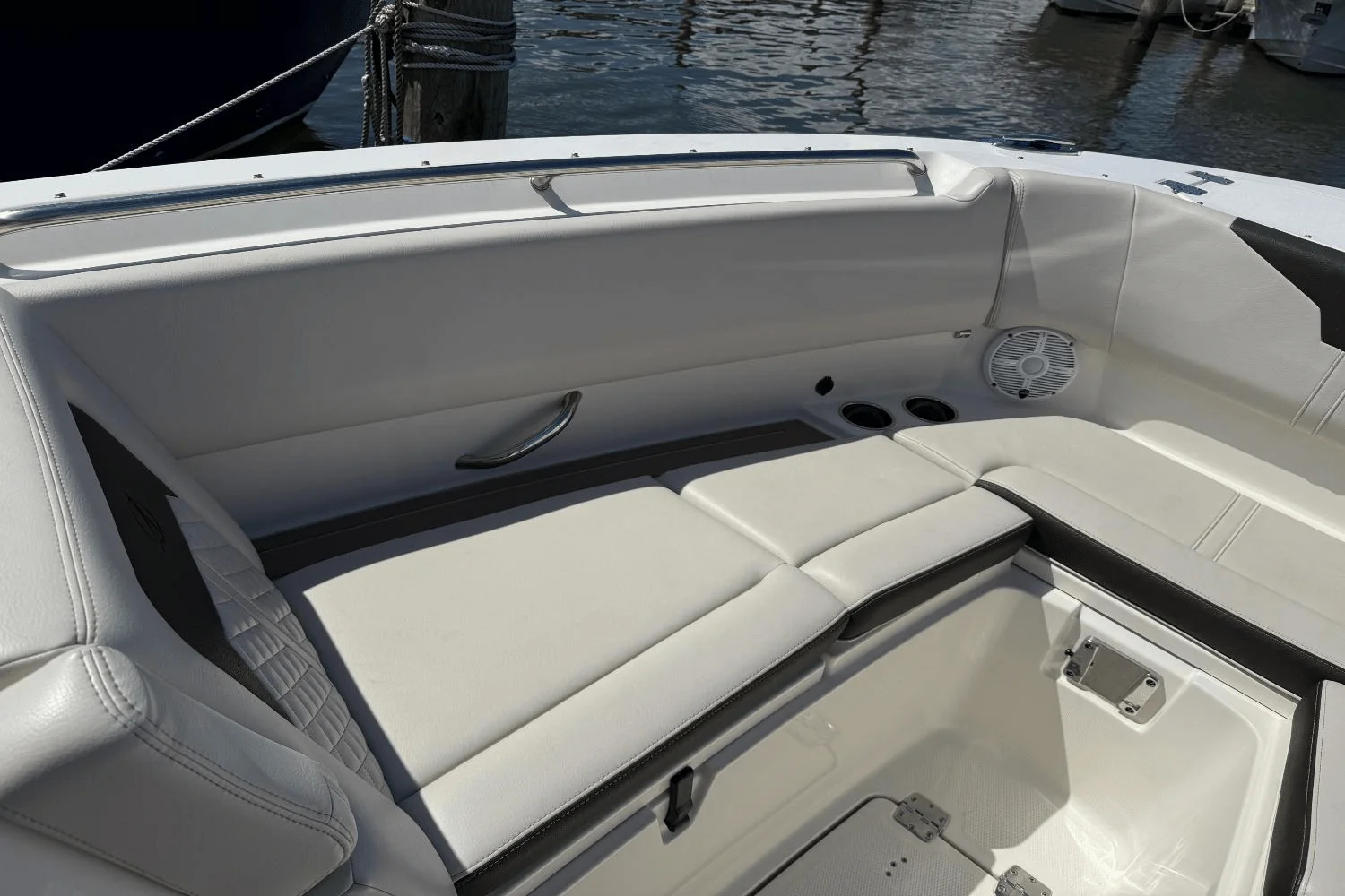 2021 Sailfish 276 DC Image Thumbnail #13