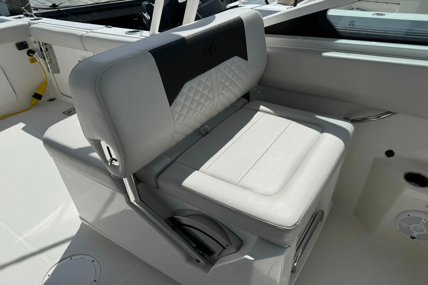 2021 Sailfish 276 DC Image Thumbnail #6