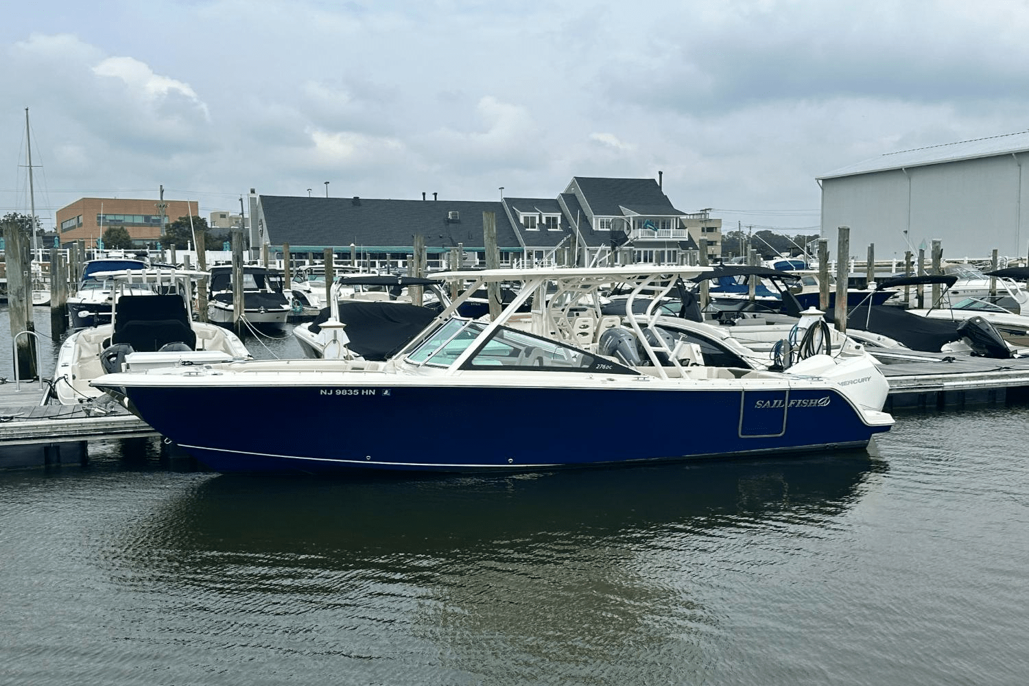 2022 Sailfish 276 DC Image Thumbnail #1