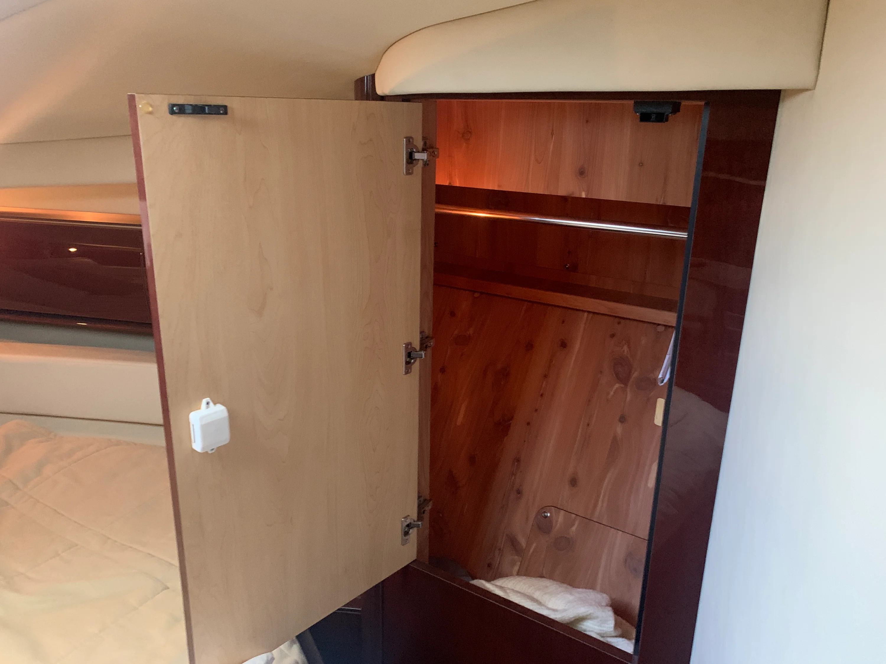 2007 Sea Ray 52 SUNDANCER Image Thumbnail #72