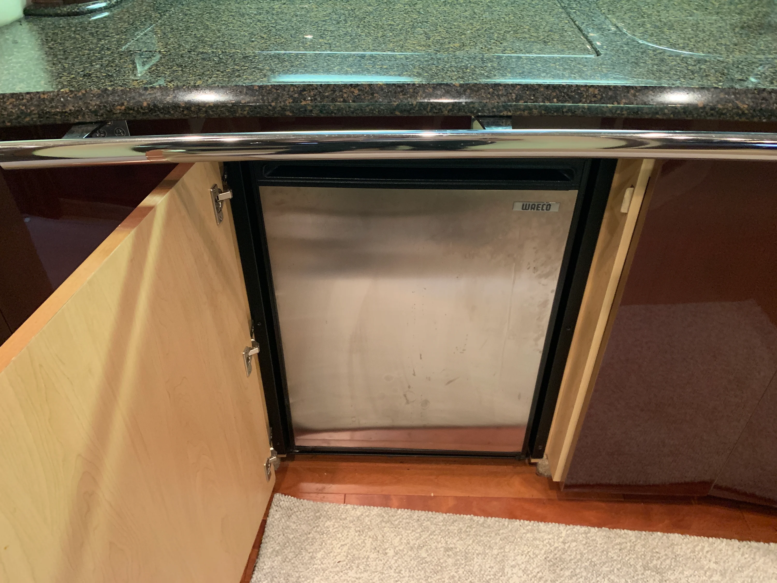 2007 Sea Ray 52 SUNDANCER Image Thumbnail #58