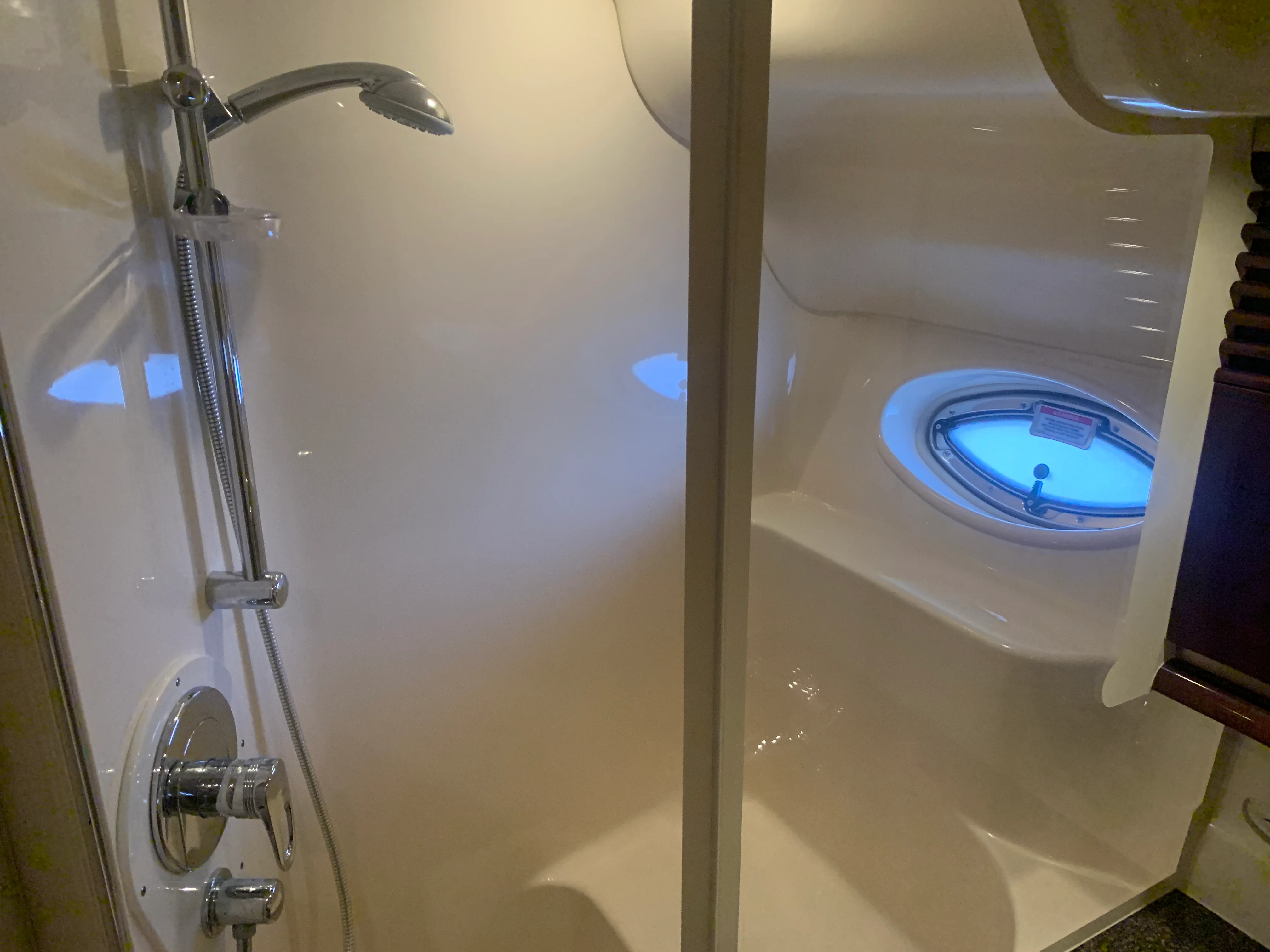 2007 Sea Ray 52 SUNDANCER Image Thumbnail #66