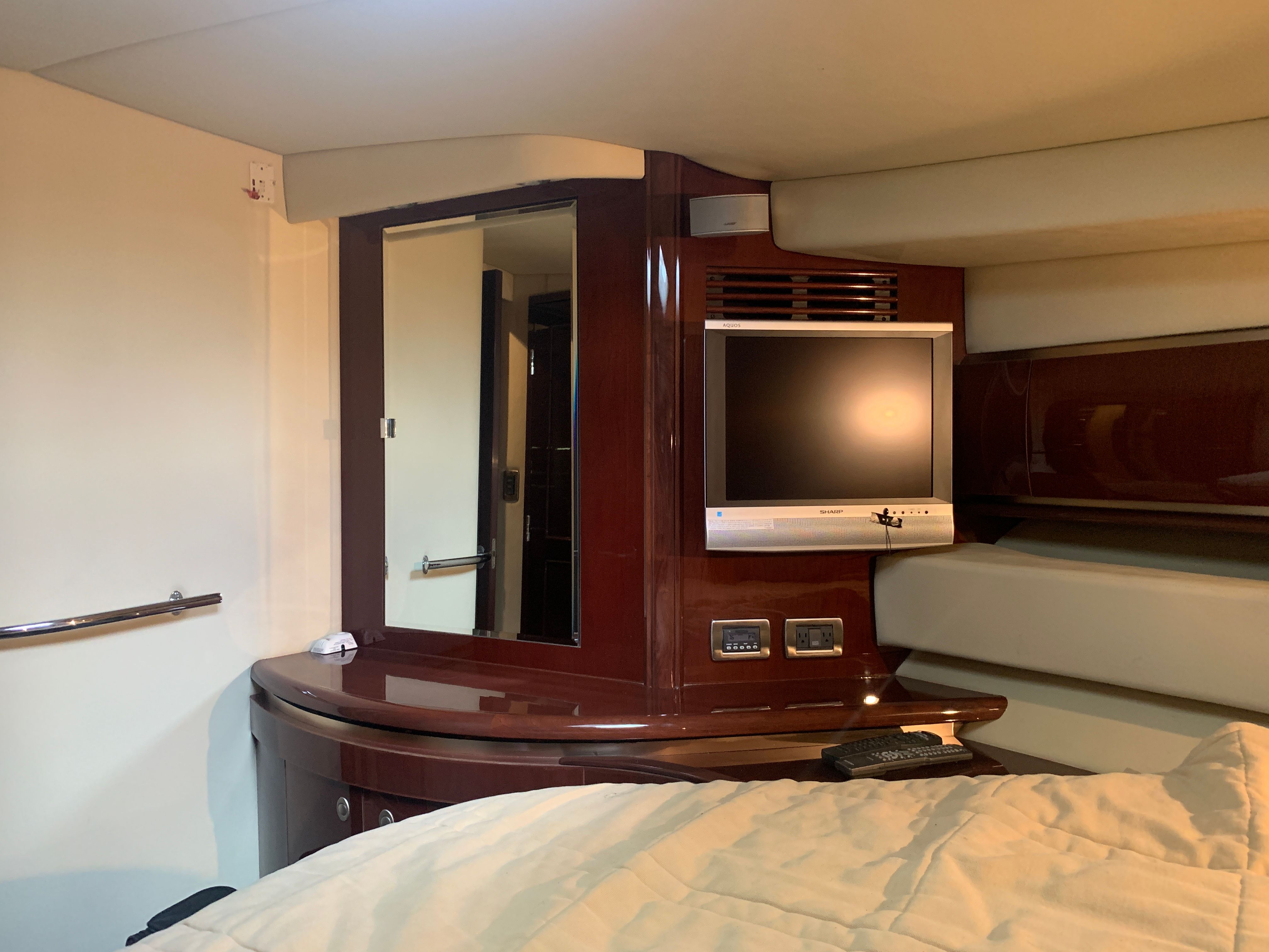 2007 Sea Ray 52 SUNDANCER Image Thumbnail #73