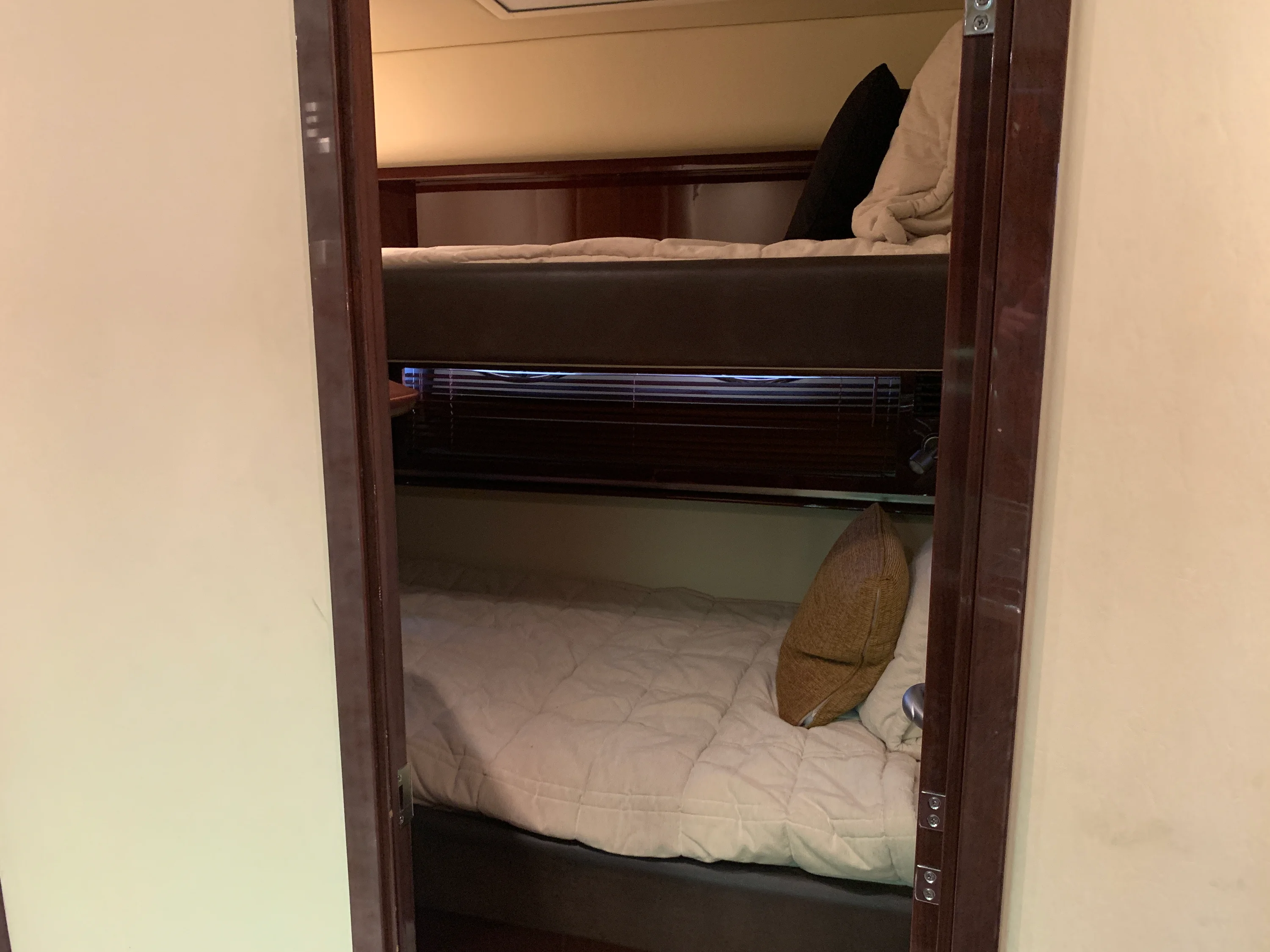 2007 Sea Ray 52 SUNDANCER Image Thumbnail #60