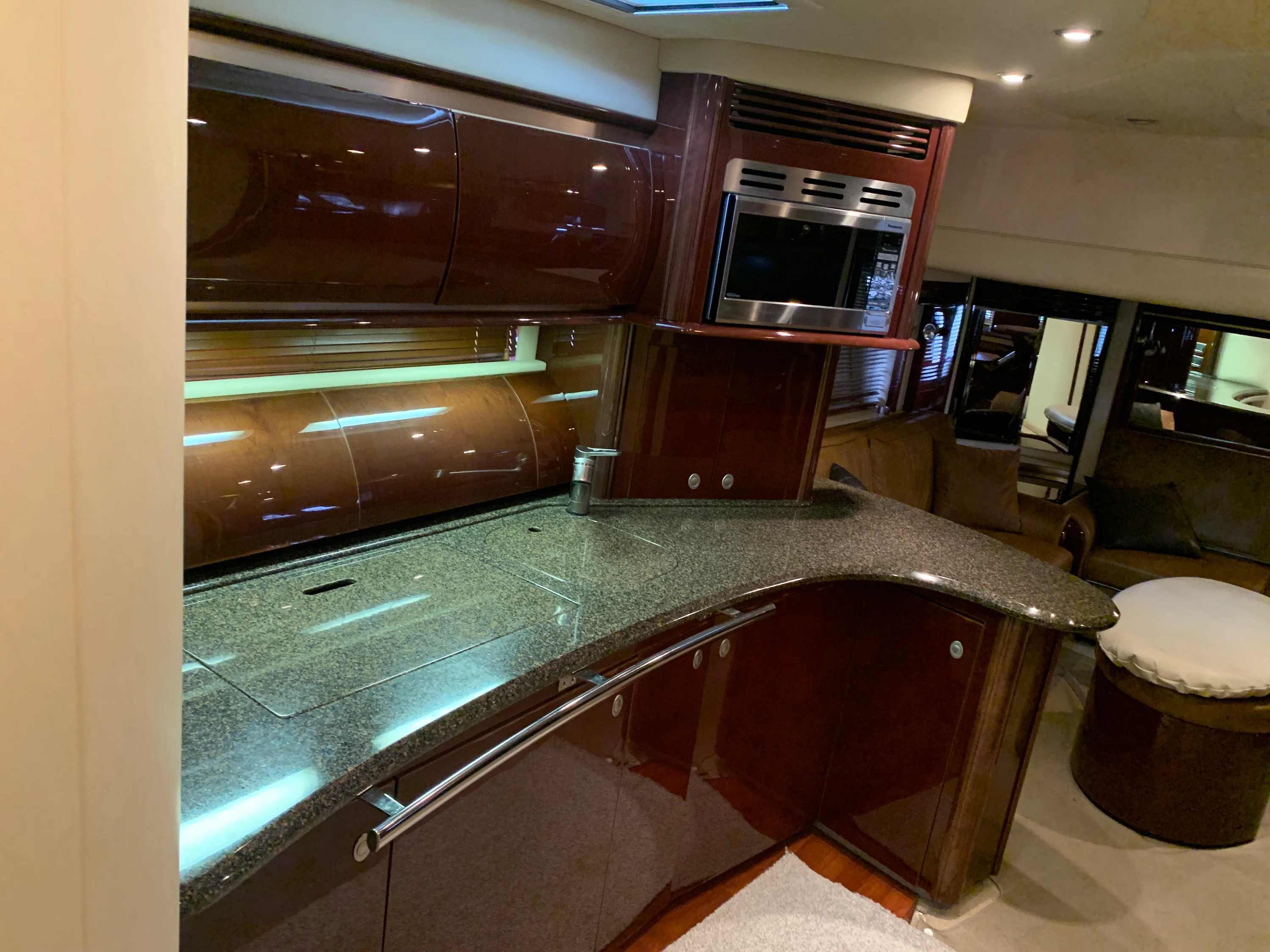 2007 Sea Ray 52 SUNDANCER Image Thumbnail #55