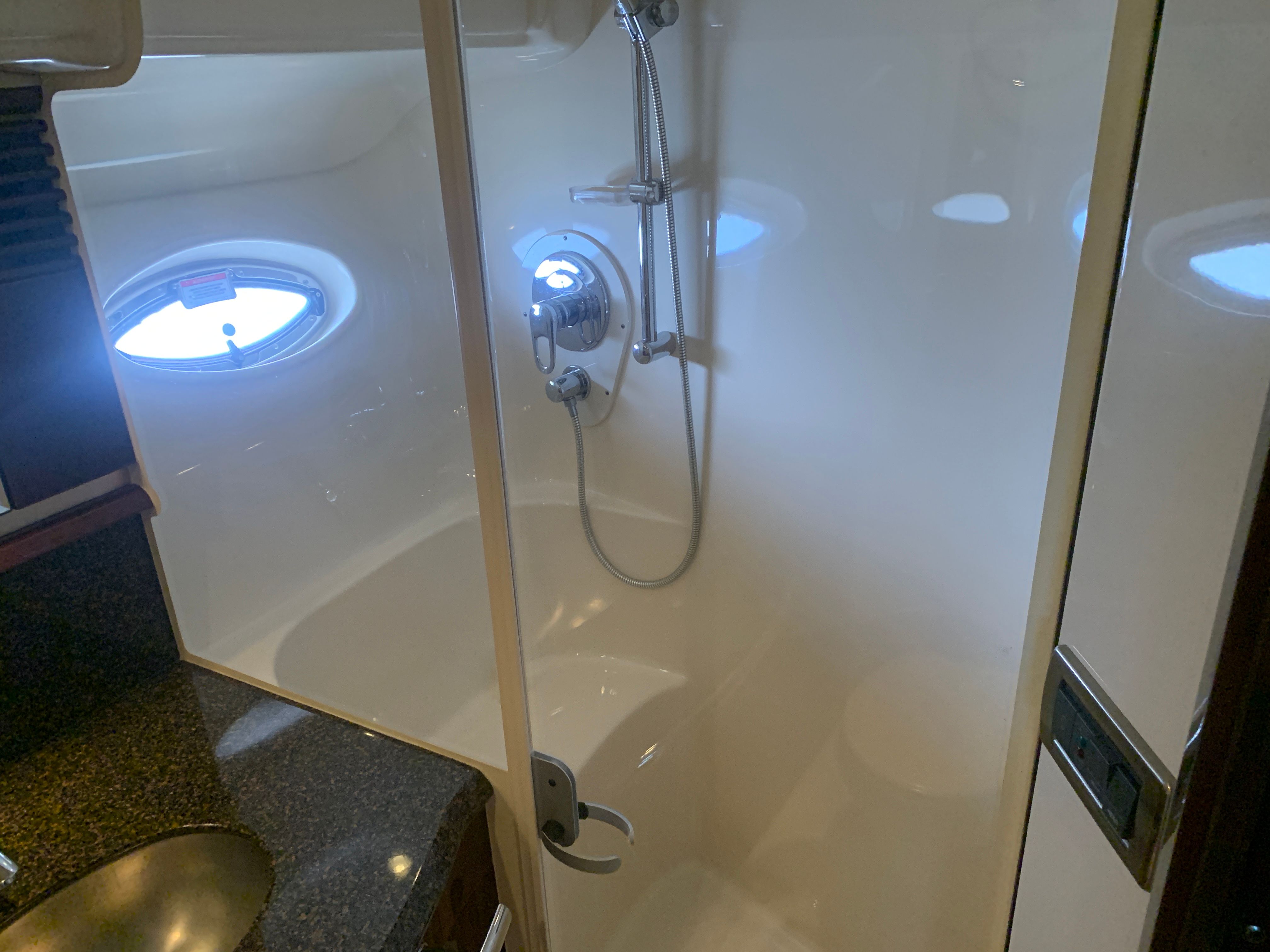 2007 Sea Ray 52 SUNDANCER Image Thumbnail #68