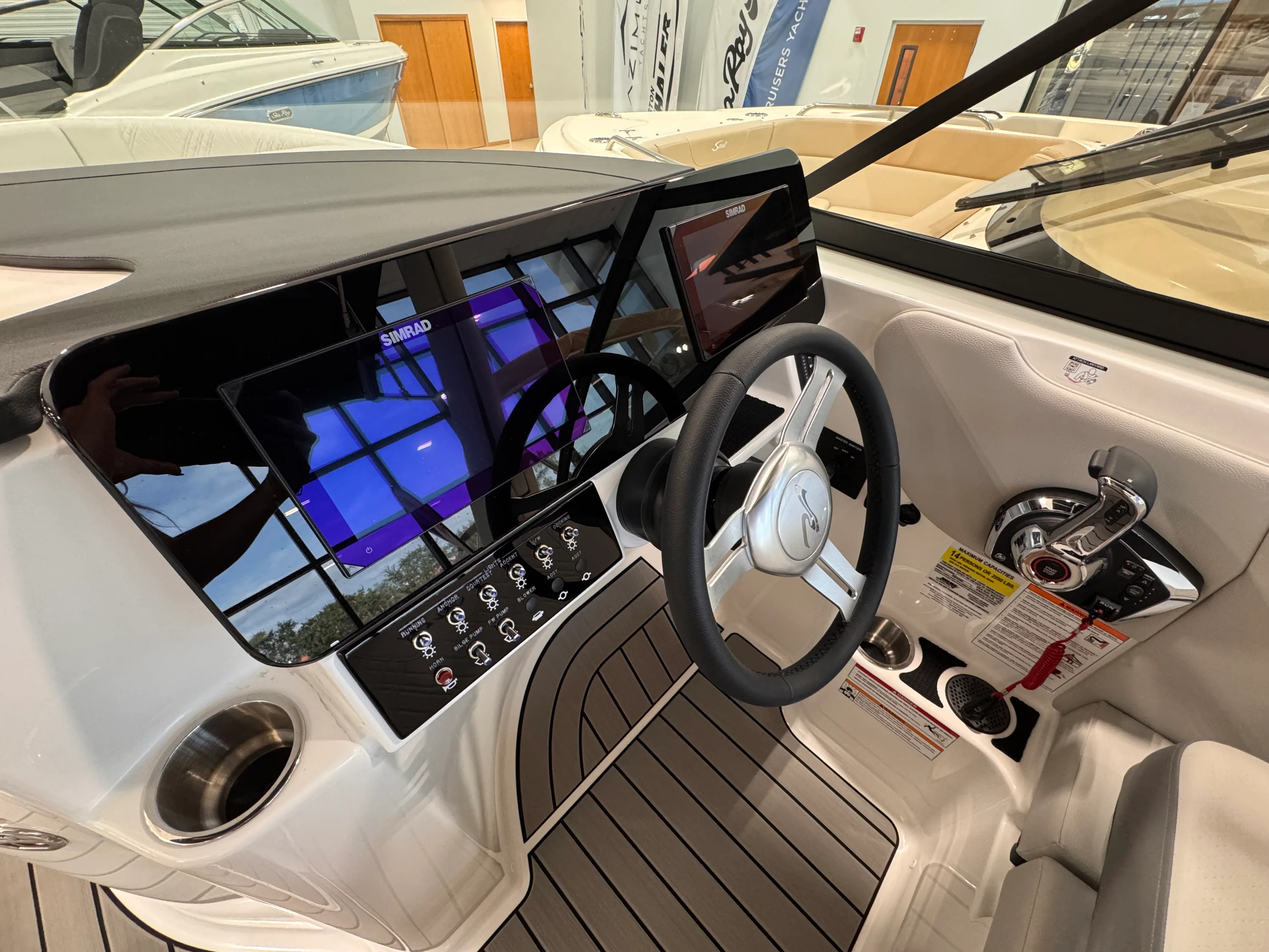 2026 Sea Ray SDX 250 Outboard Image Thumbnail #14