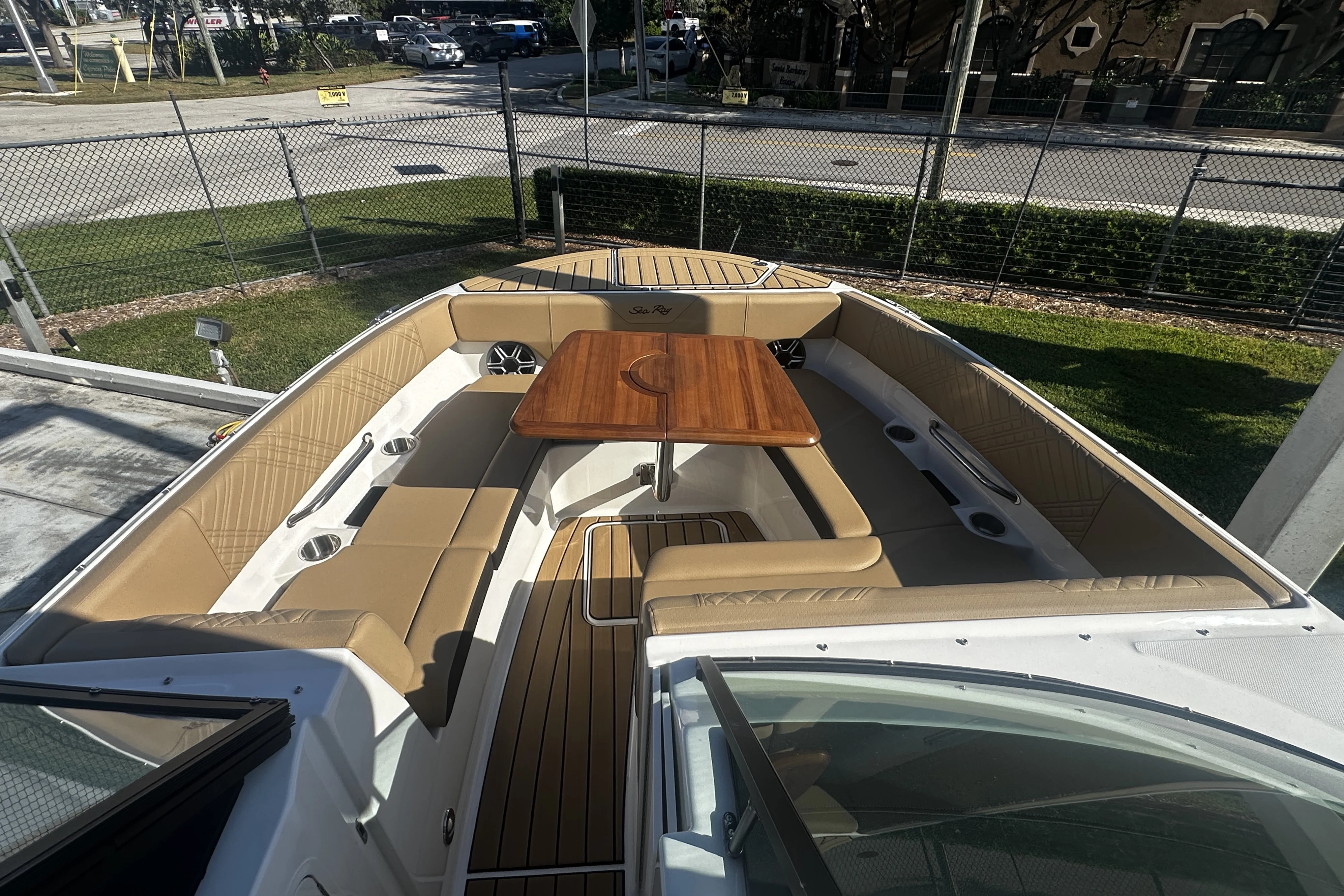 2026 Sea Ray SDX 270 Outboard Image Thumbnail #22