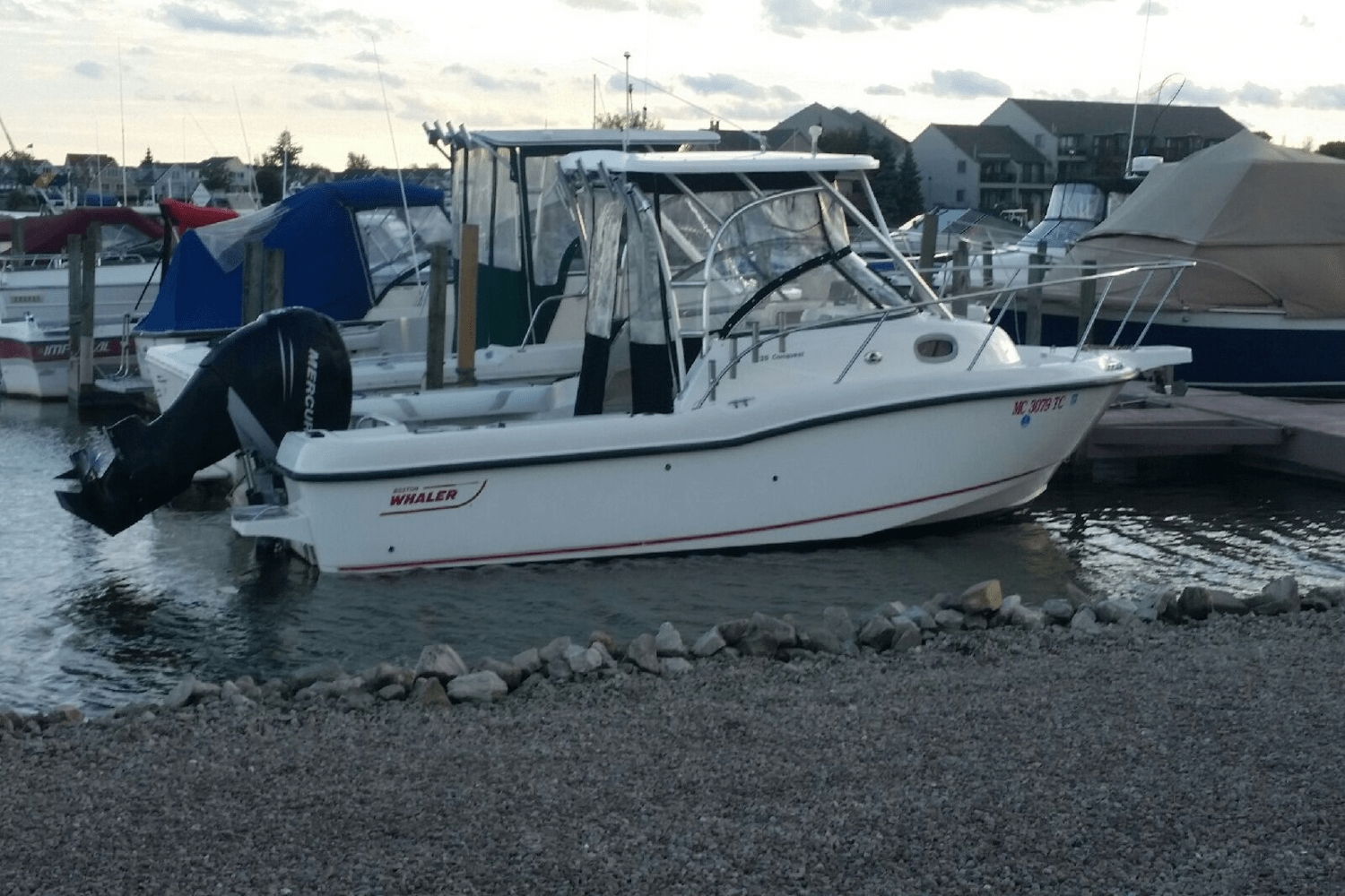 2006 Boston Whaler 235 CONQUEST Image Thumbnail #6