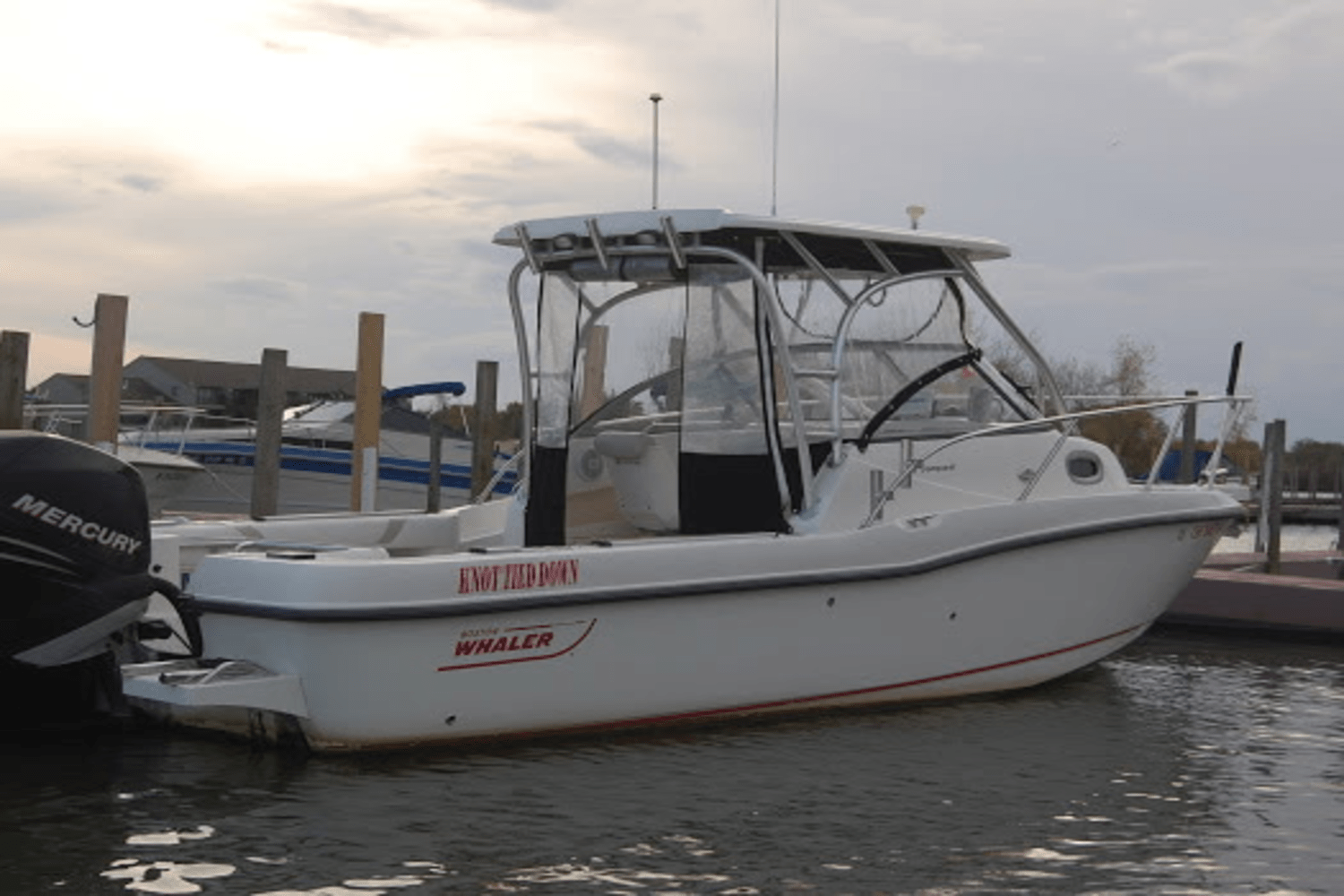 2006 Boston Whaler 235 CONQUEST Image Thumbnail #1