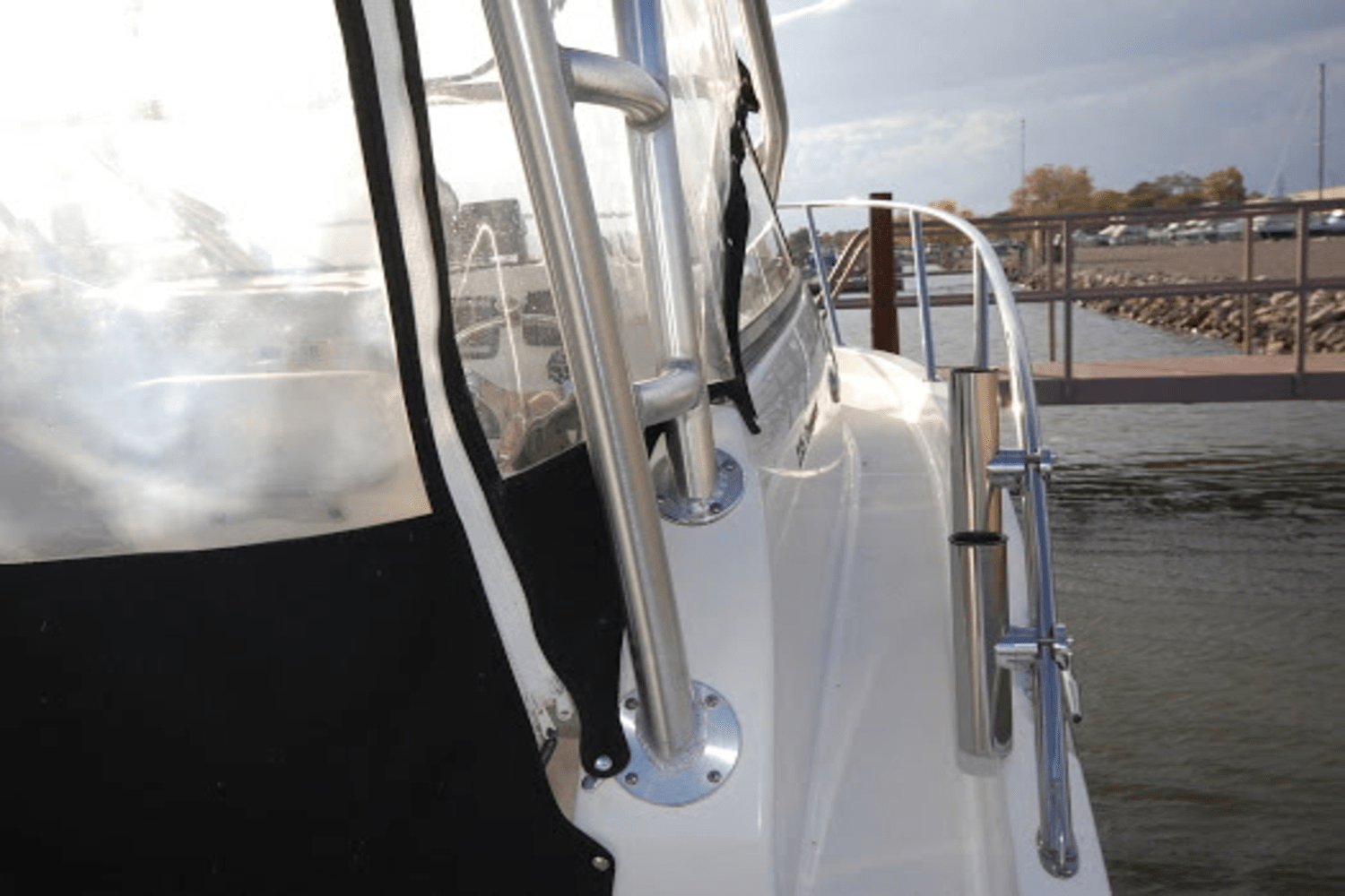 2006 Boston Whaler 235 CONQUEST Image Thumbnail #14