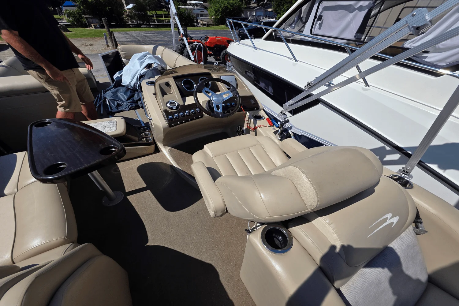 2013 Bennington 2575 RCWY Image Thumbnail #7