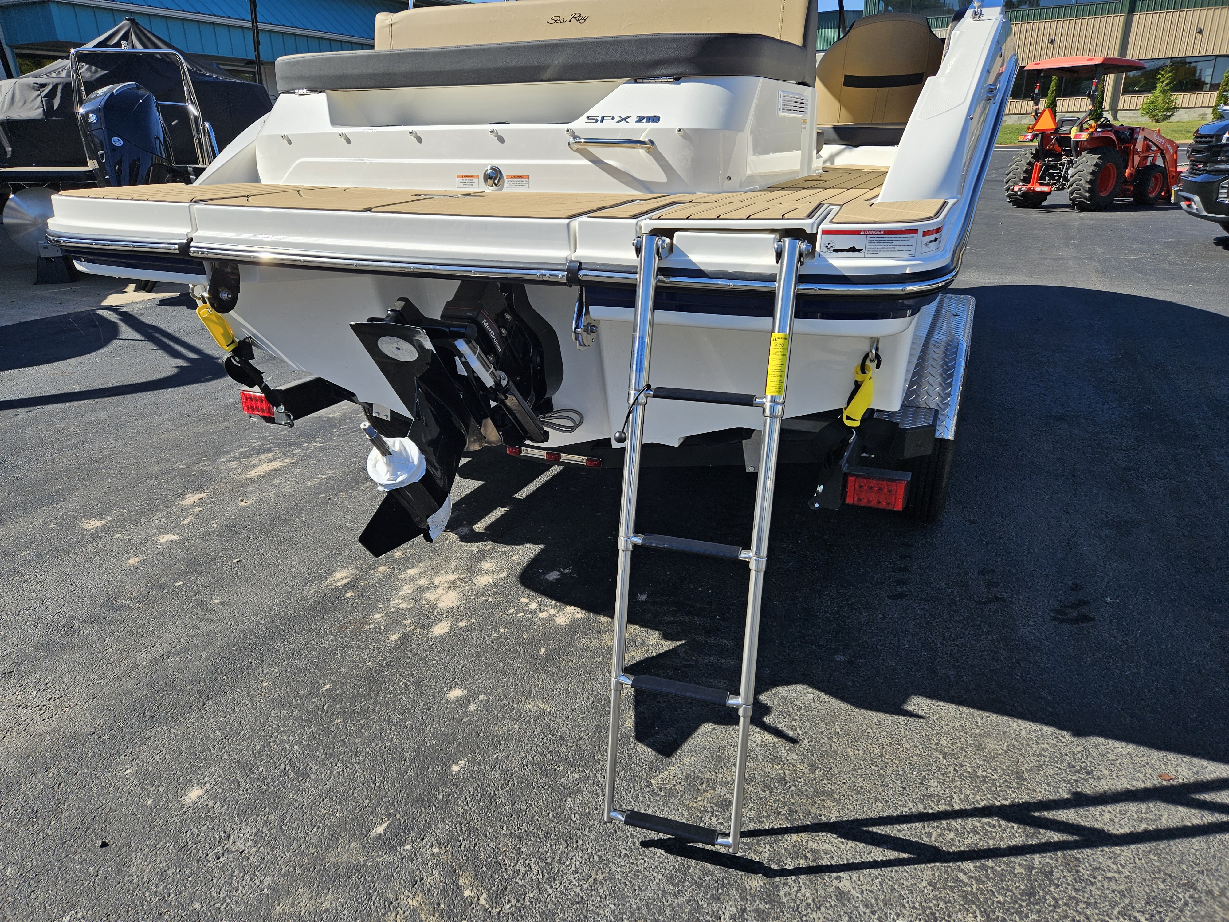 2026 Sea Ray SPX 210 Image Thumbnail #14