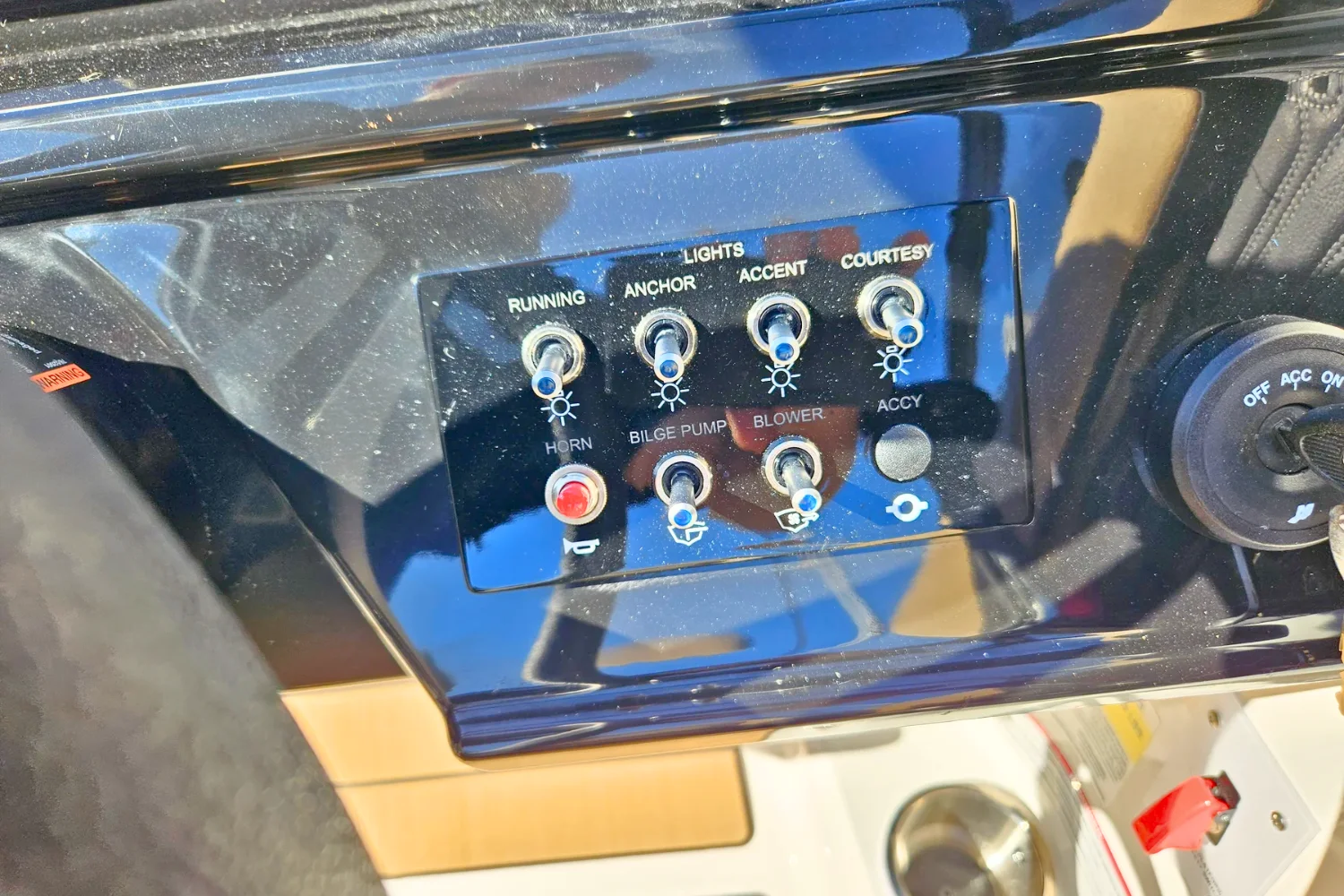 2026 Sea Ray SPX 210 Image Thumbnail #19