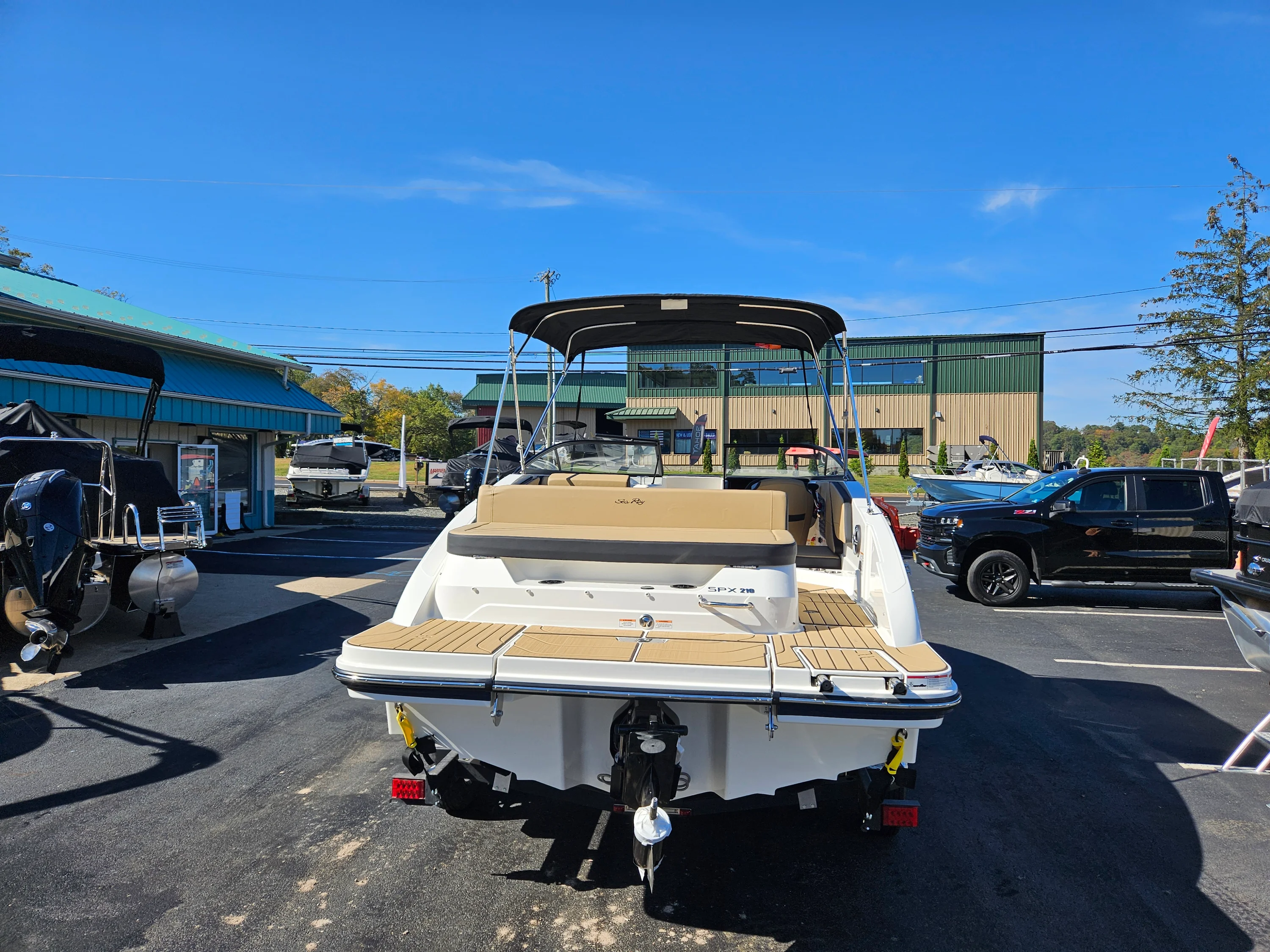 2026 Sea Ray SPX 210 Image Thumbnail #5