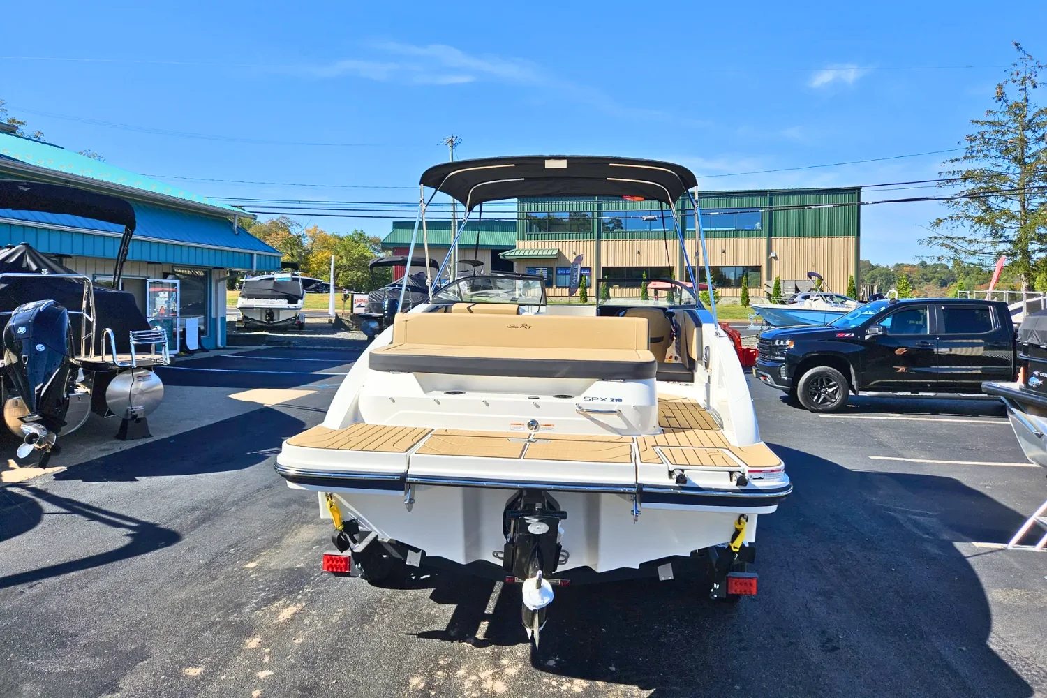 2026 Sea Ray SPX 210 Image Thumbnail #4