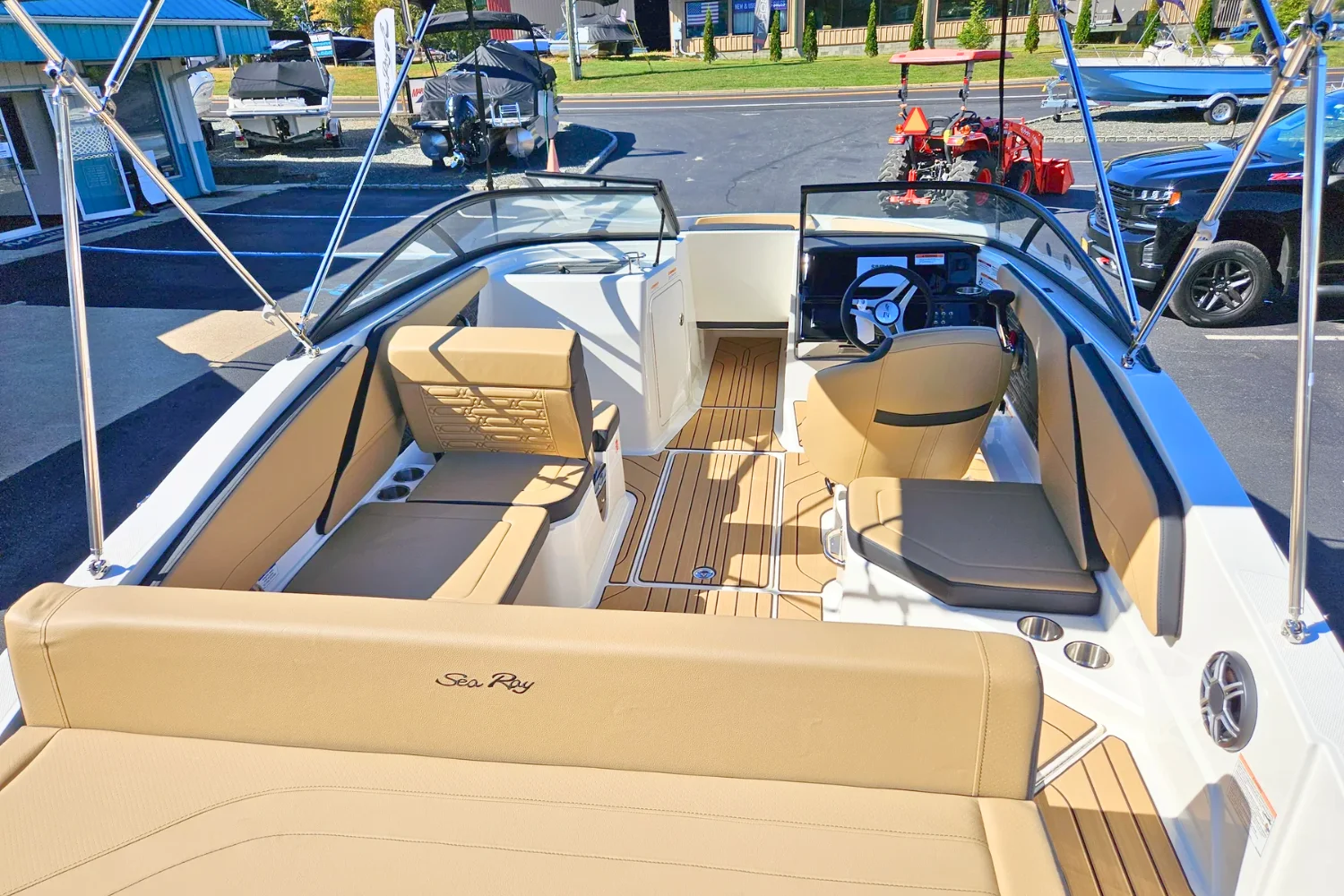 2026 Sea Ray SPX 210 Image Thumbnail #9