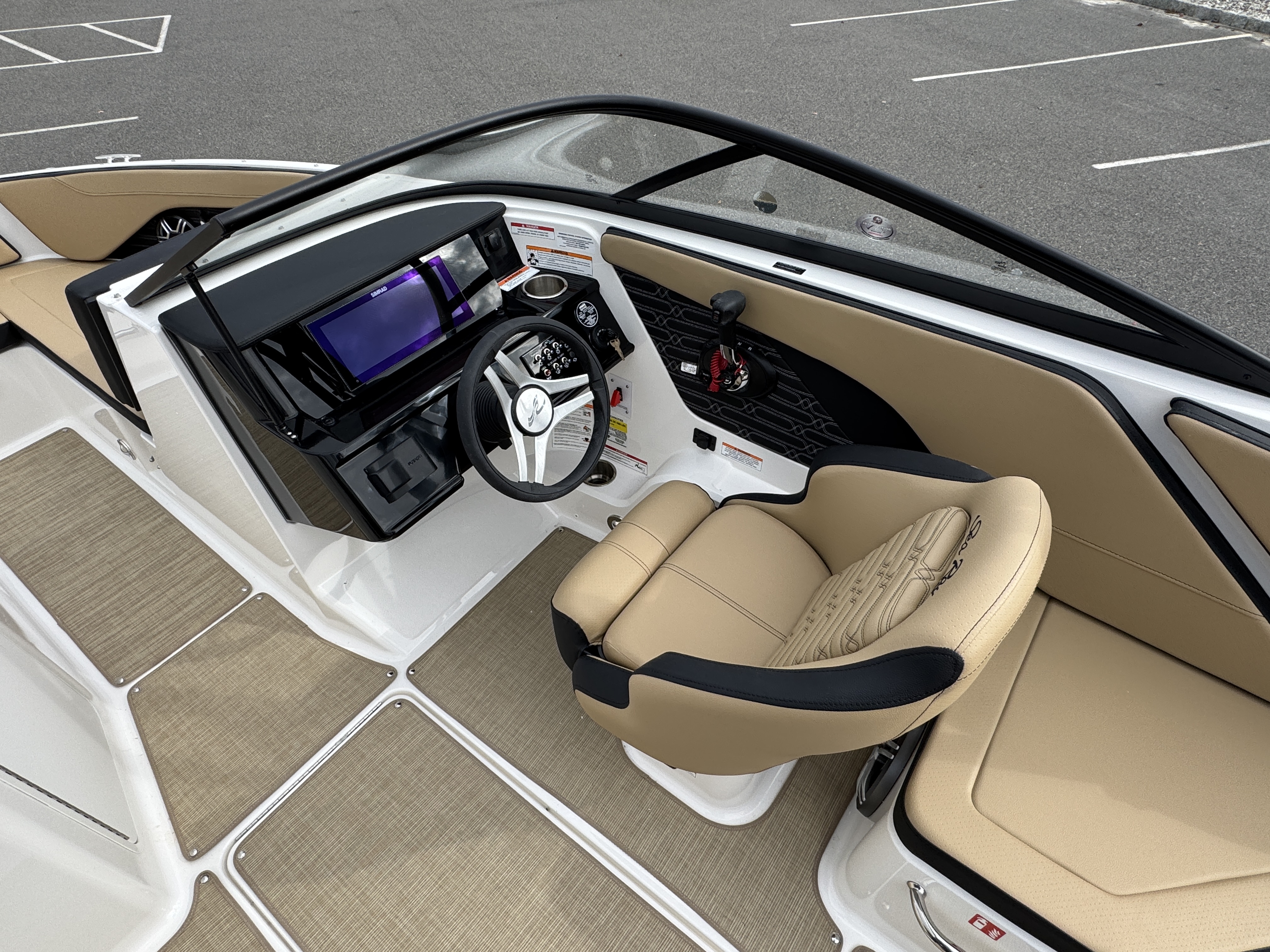 2026 Sea Ray SPX 210 Image Thumbnail #25