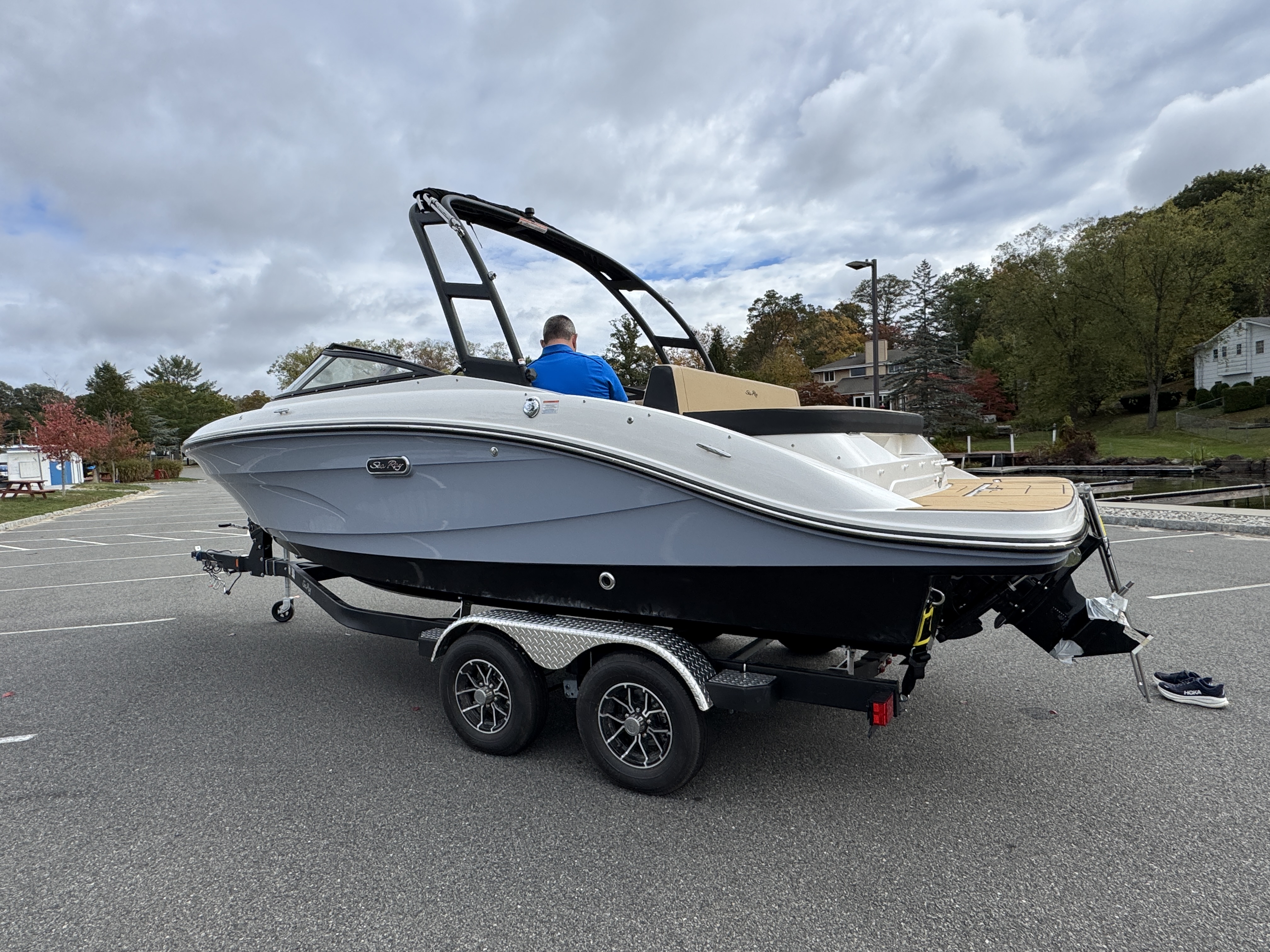 2026 Sea Ray SPX 210 Image Thumbnail #17