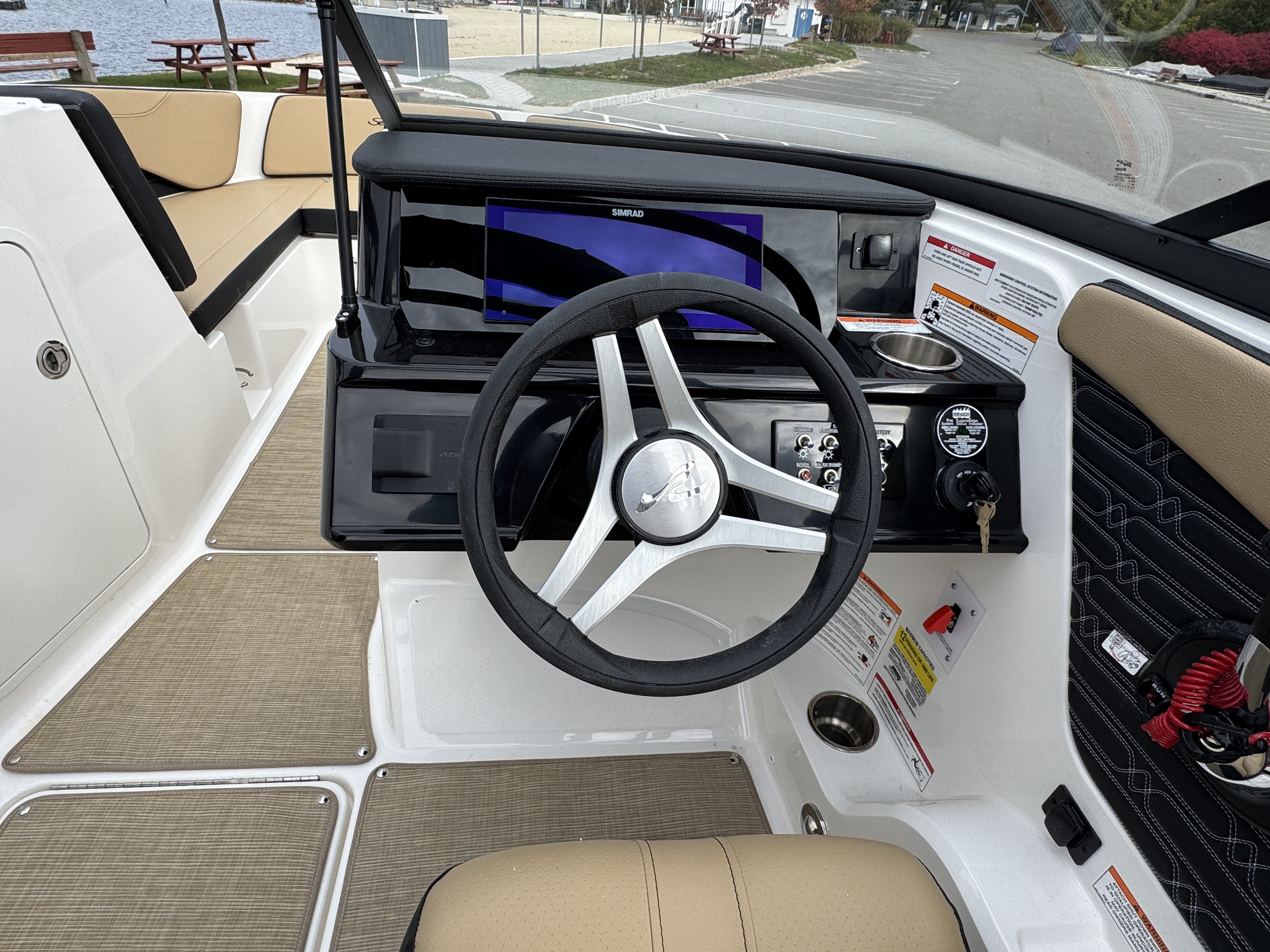 2026 Sea Ray SPX 210 Image Thumbnail #11